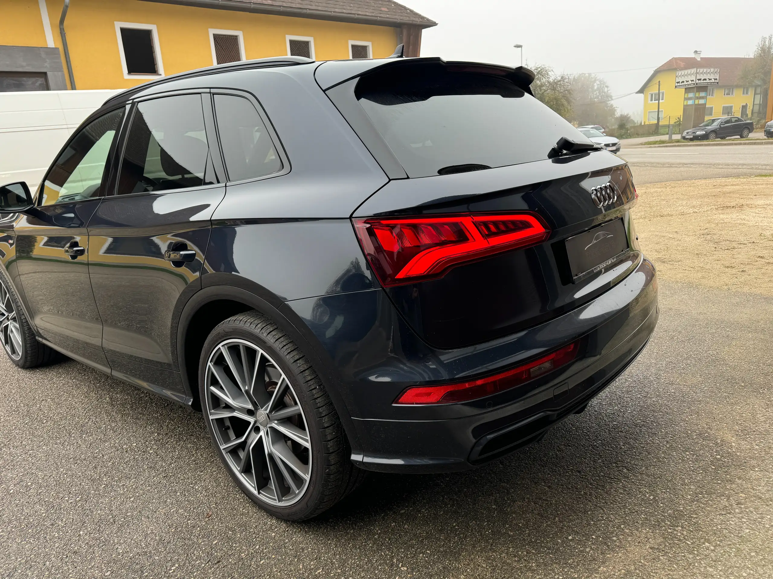 Audi - Q5