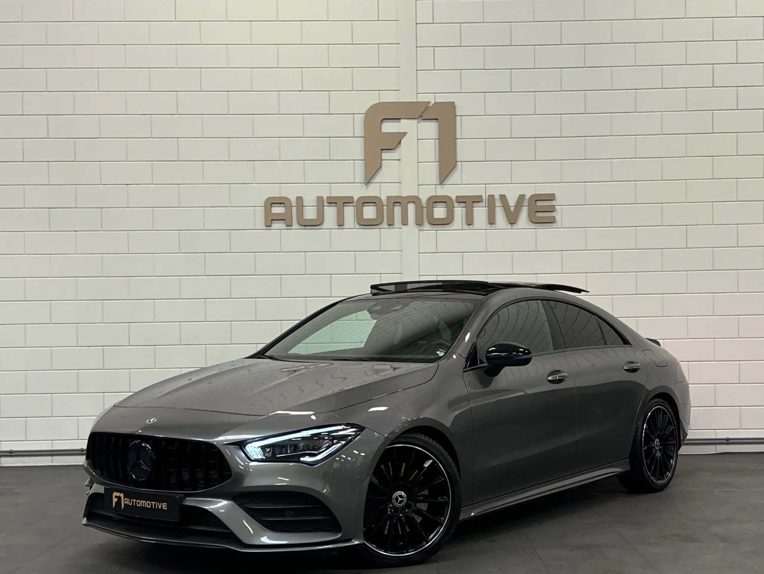 Mercedes-Benz - CLA 250