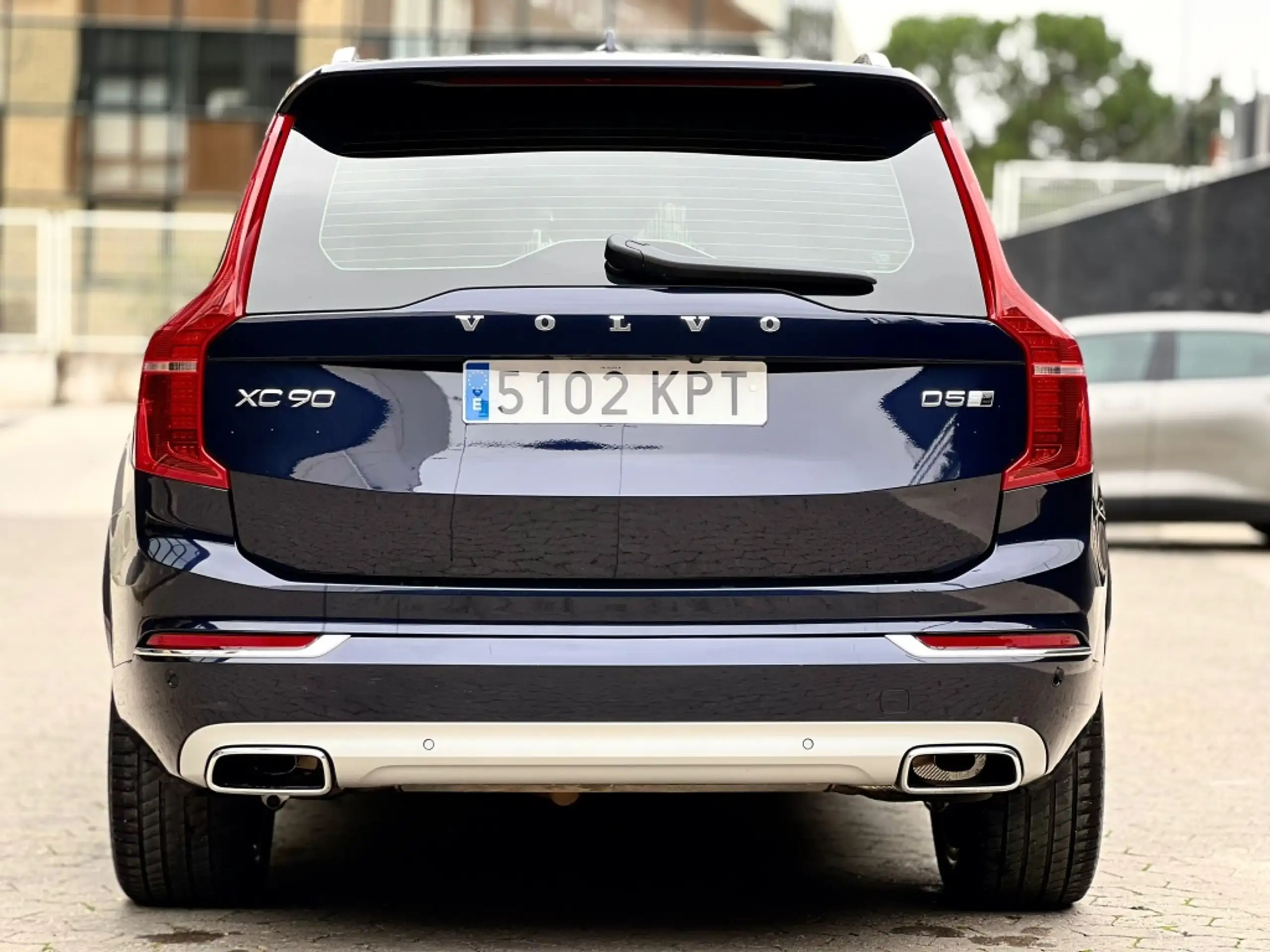 Volvo - XC90