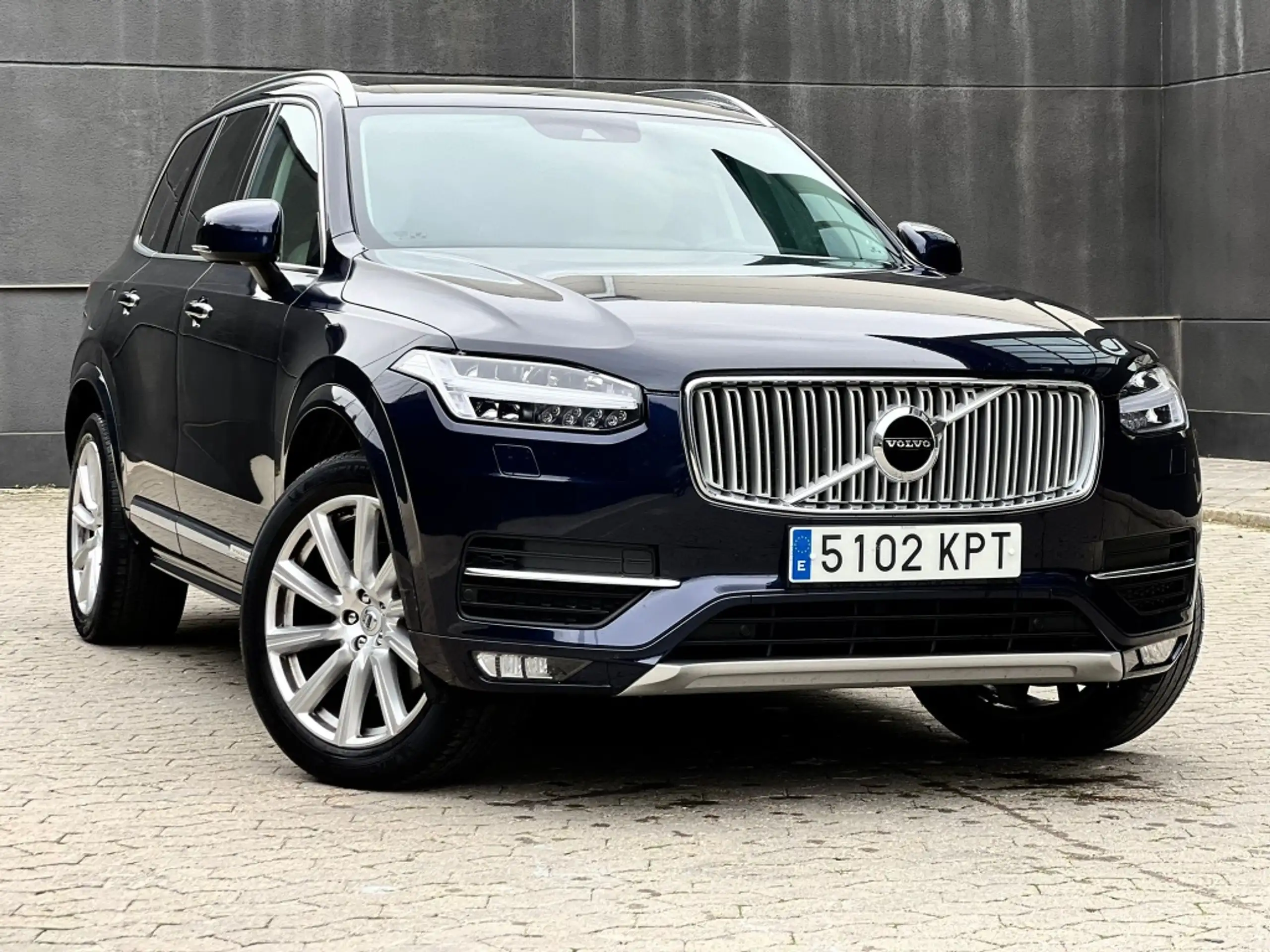 Volvo - XC90