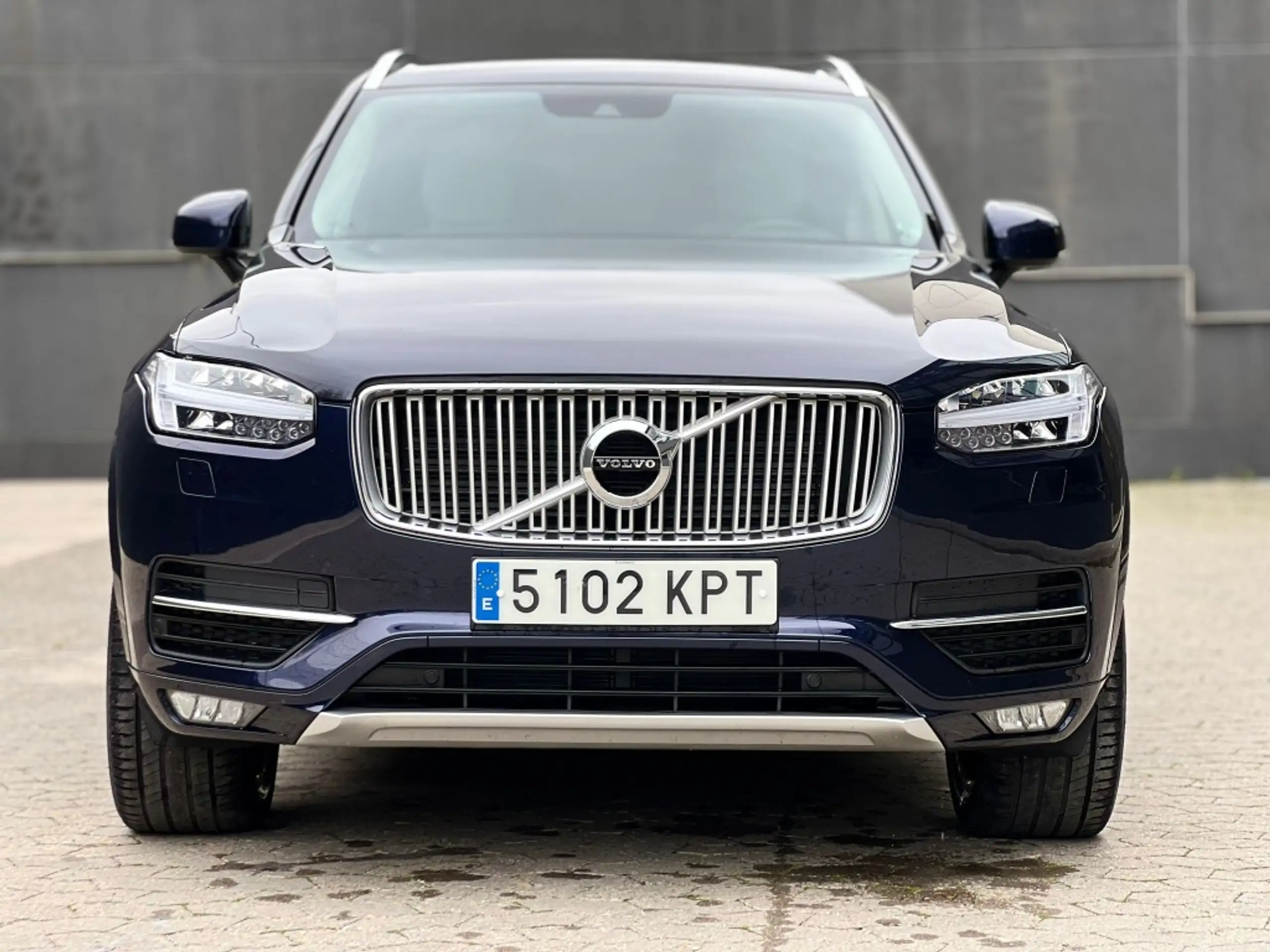 Volvo - XC90