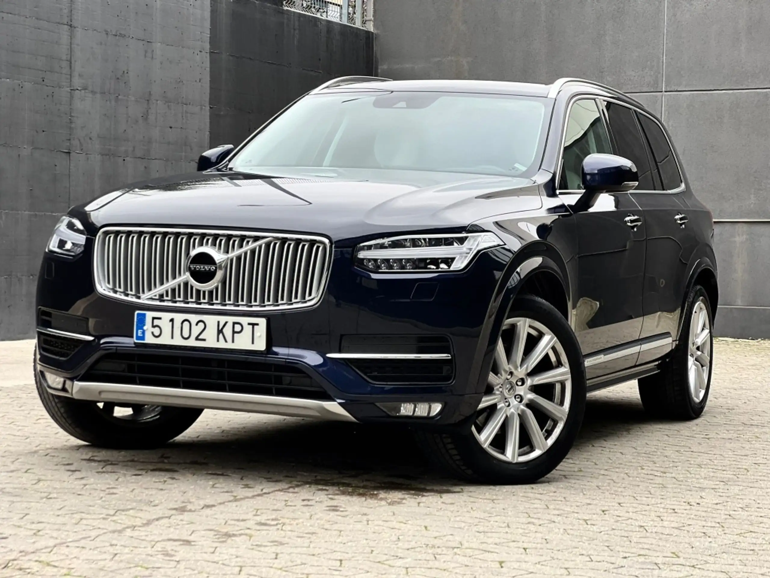 Volvo - XC90