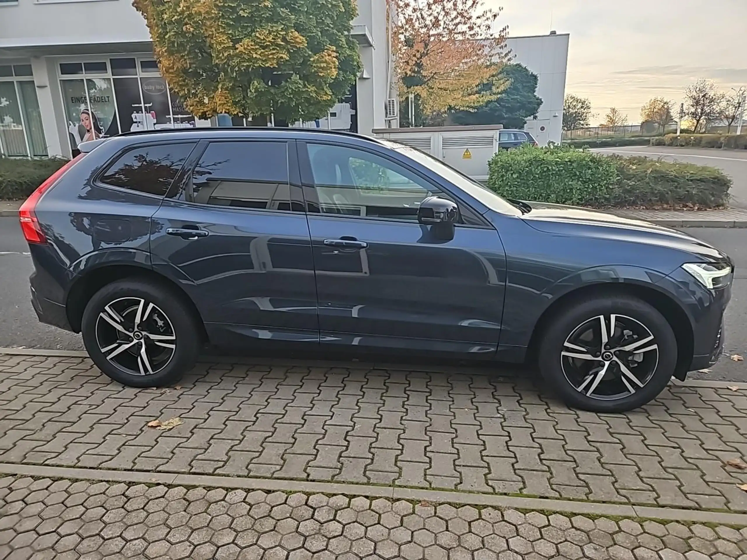 Volvo - XC60