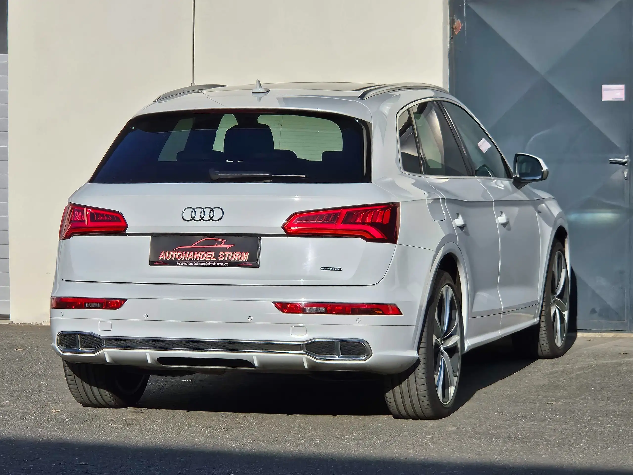 Audi - Q5