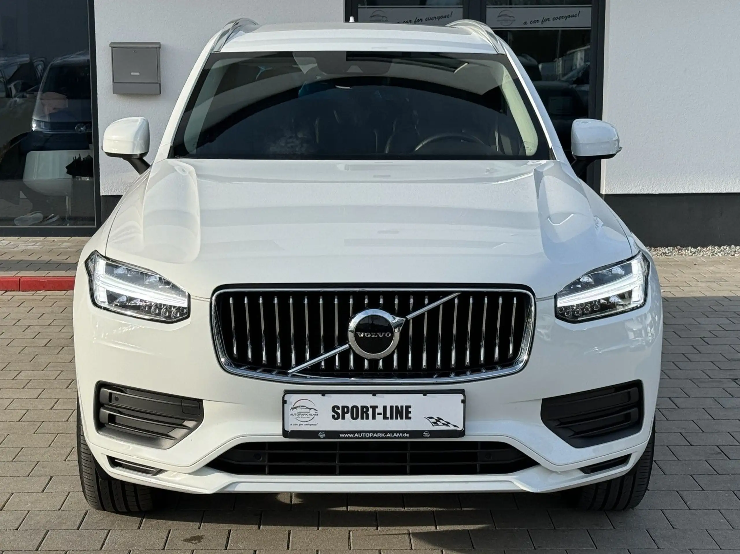 Volvo - XC90