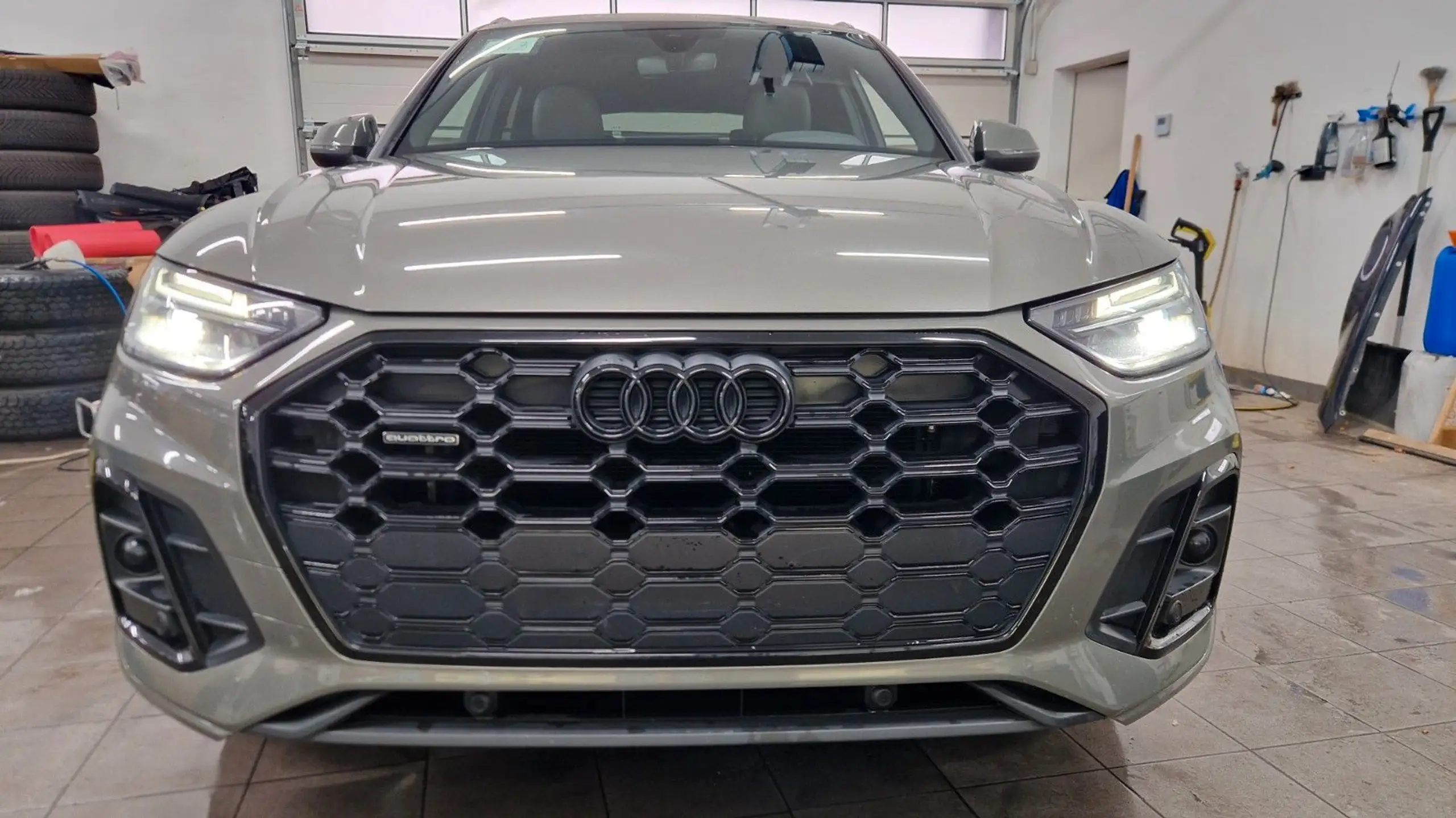 Audi - Q5