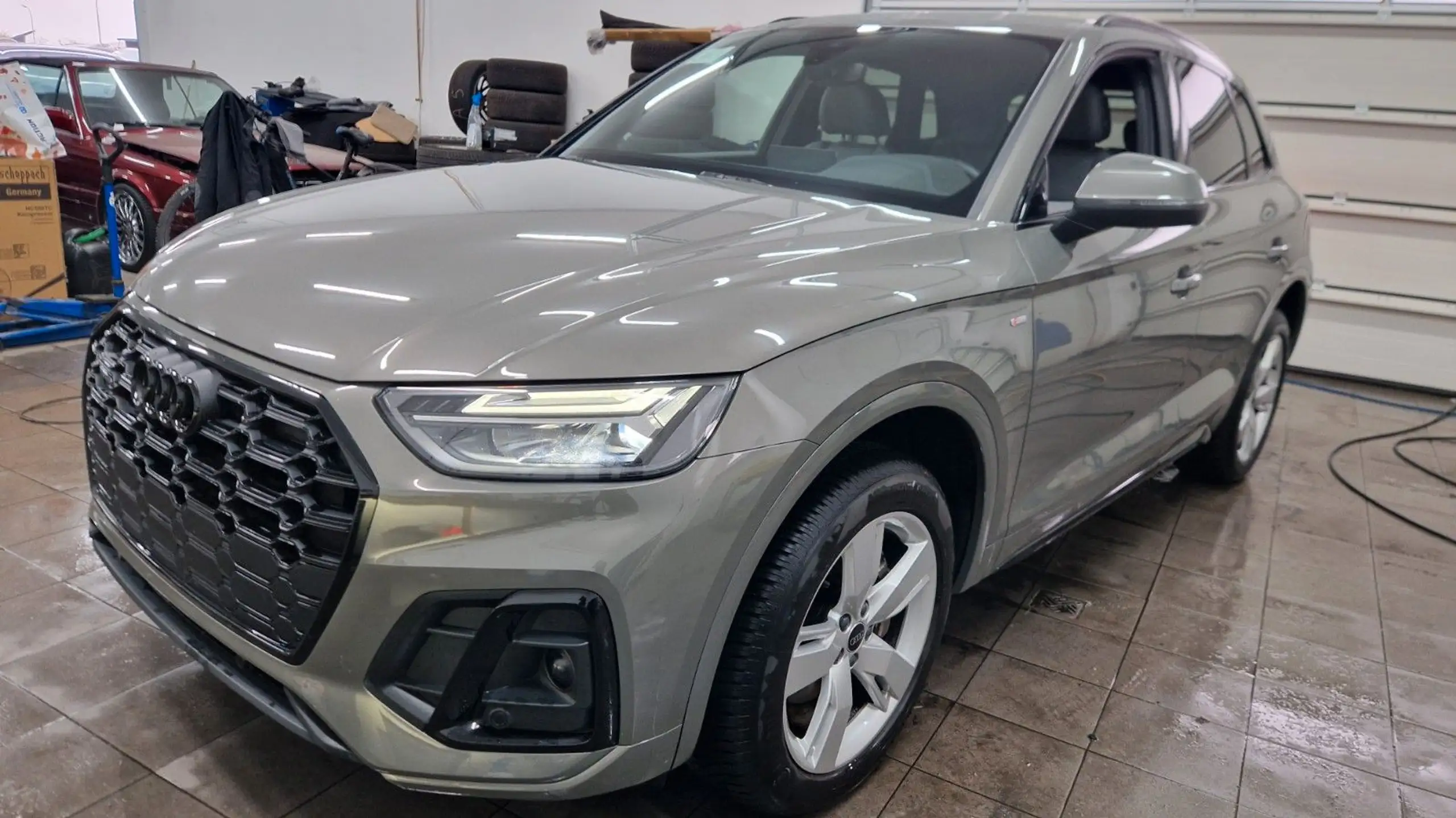 Audi - Q5