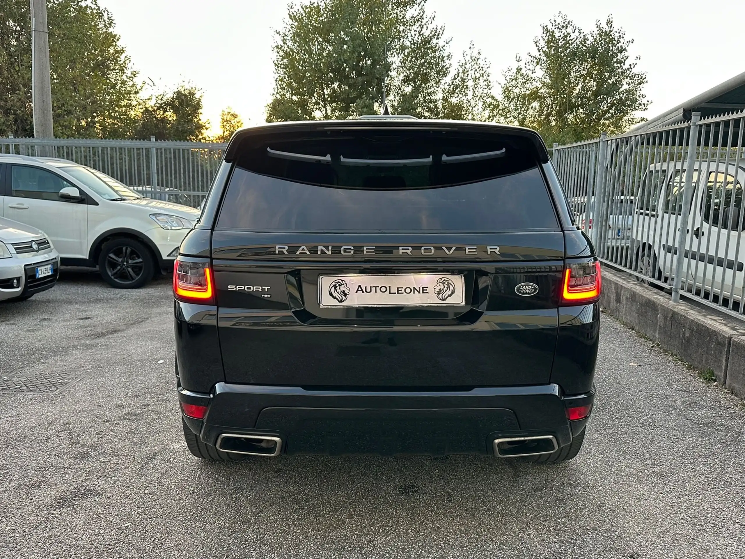 Land Rover - Range Rover Sport