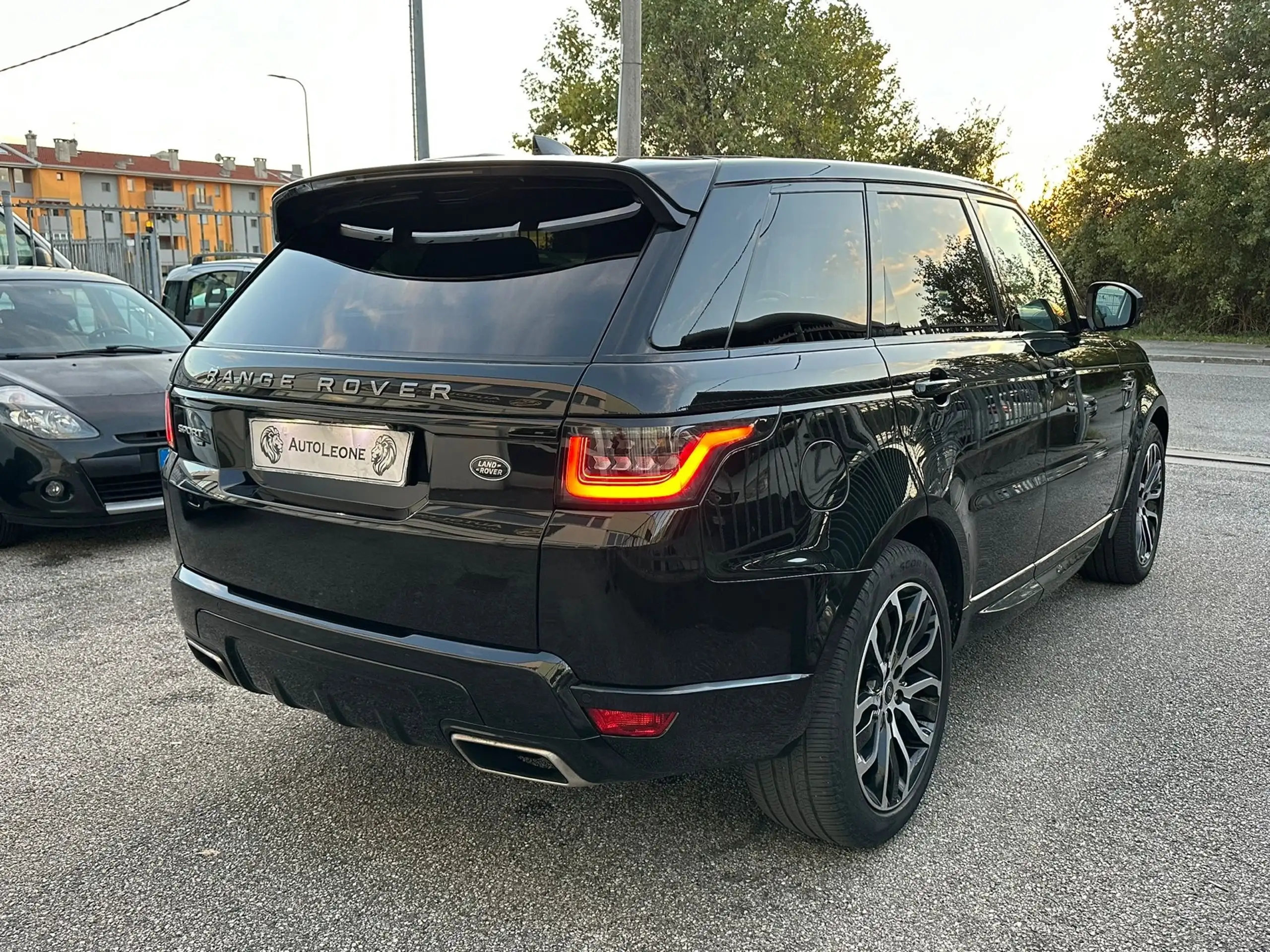 Land Rover - Range Rover Sport