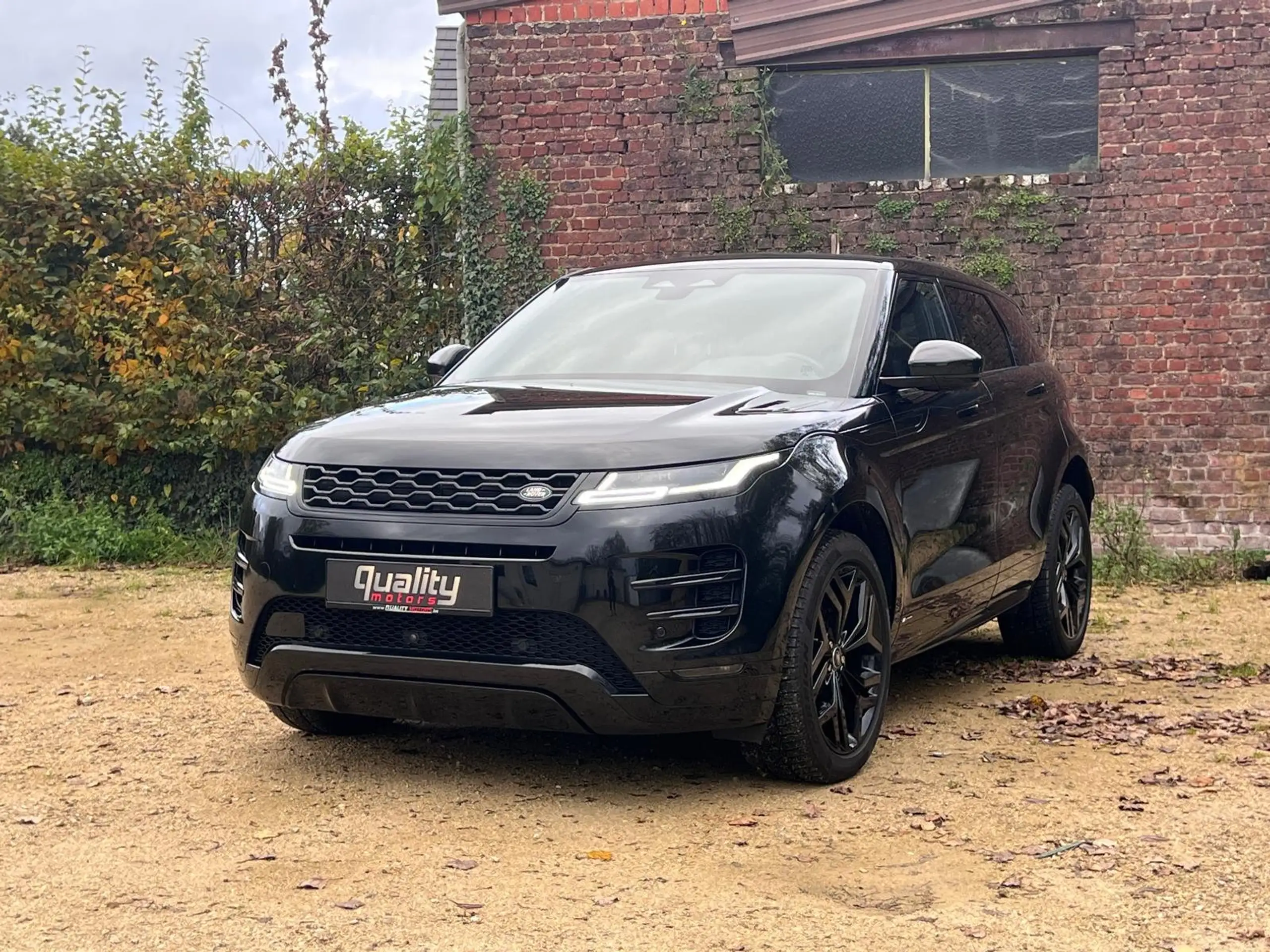 Land Rover - Range Rover Evoque