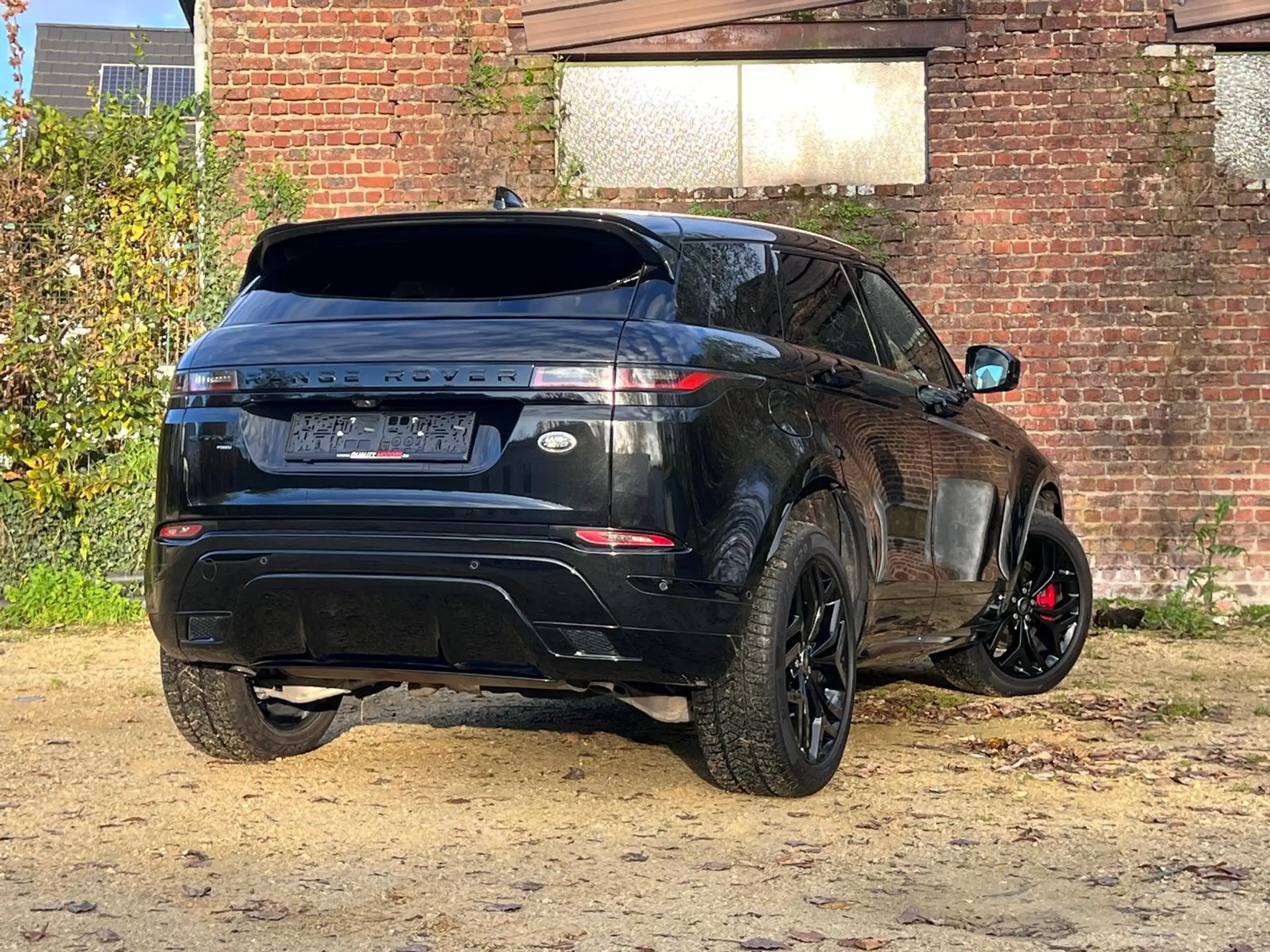 Land Rover - Range Rover Evoque