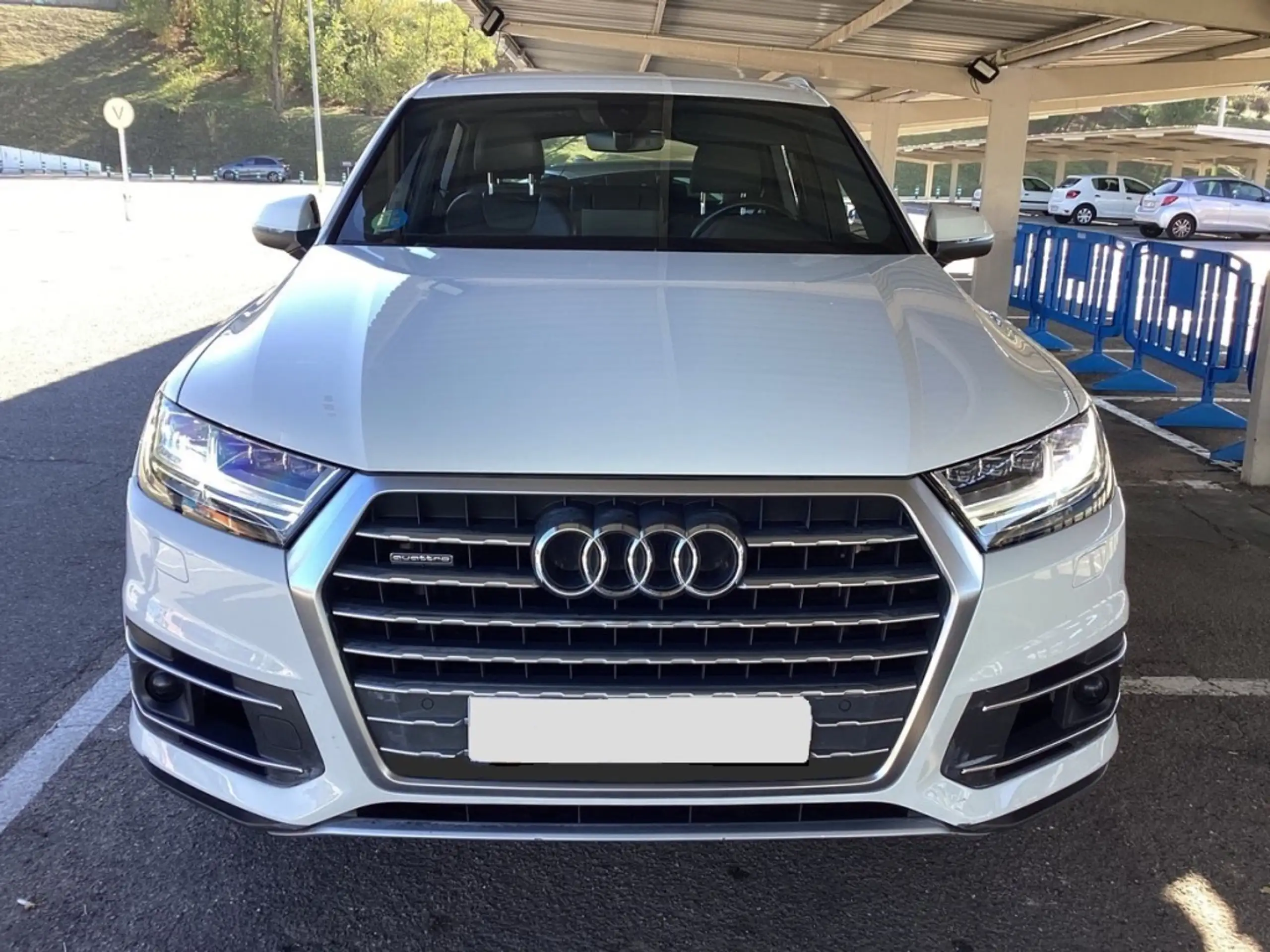 Audi - Q7