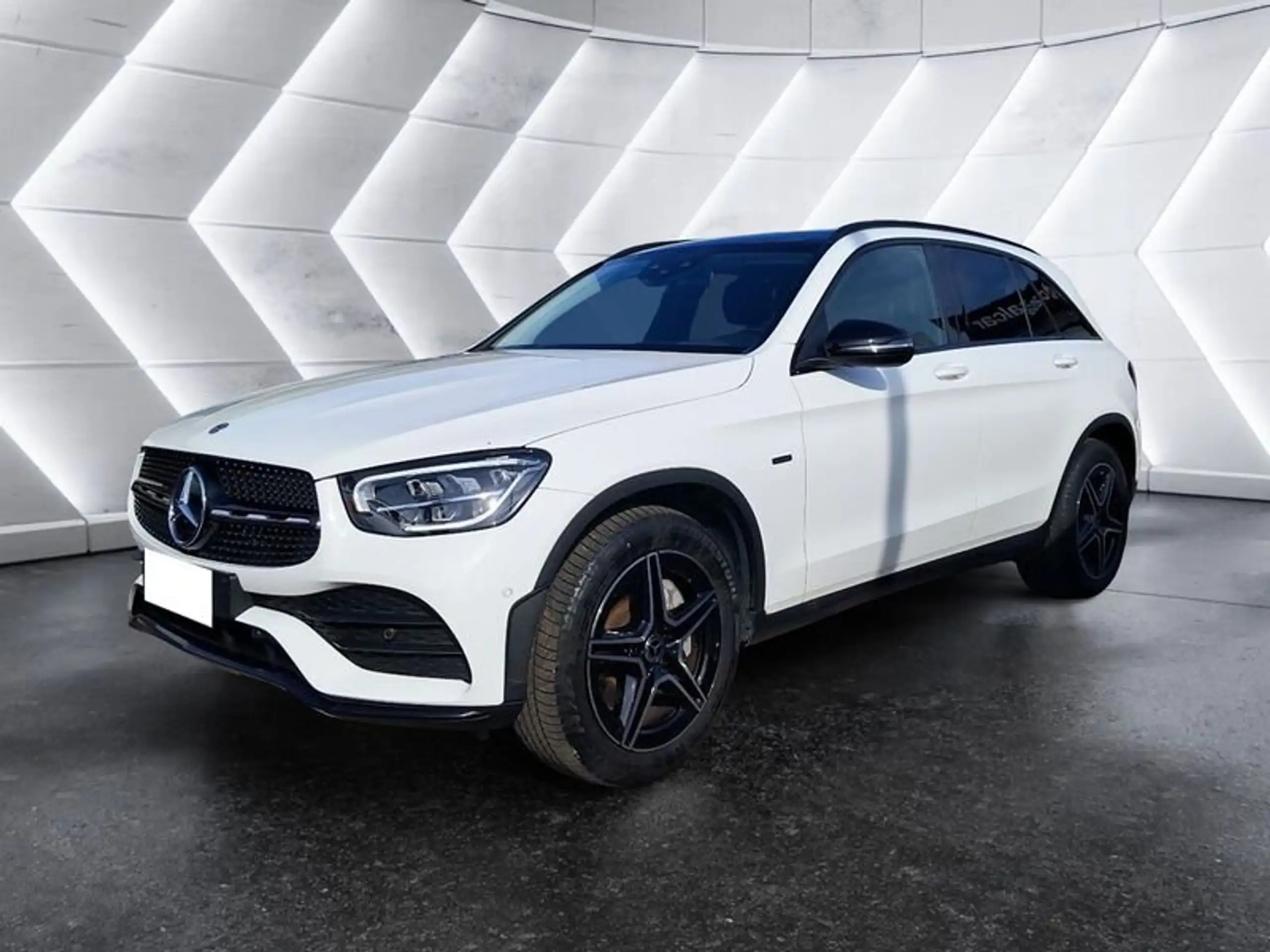 Mercedes-Benz GLC 300 2021