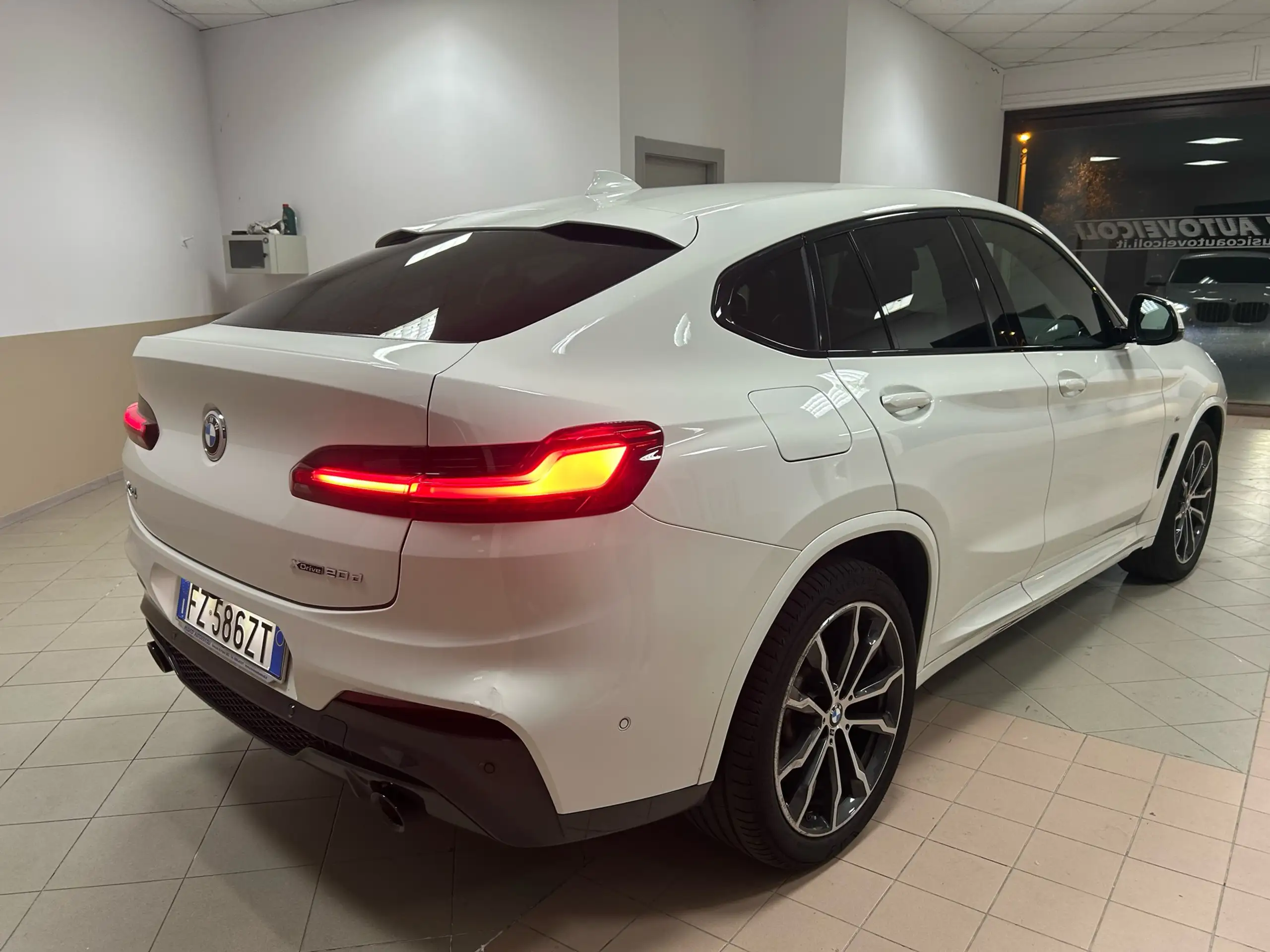 BMW - X4 M