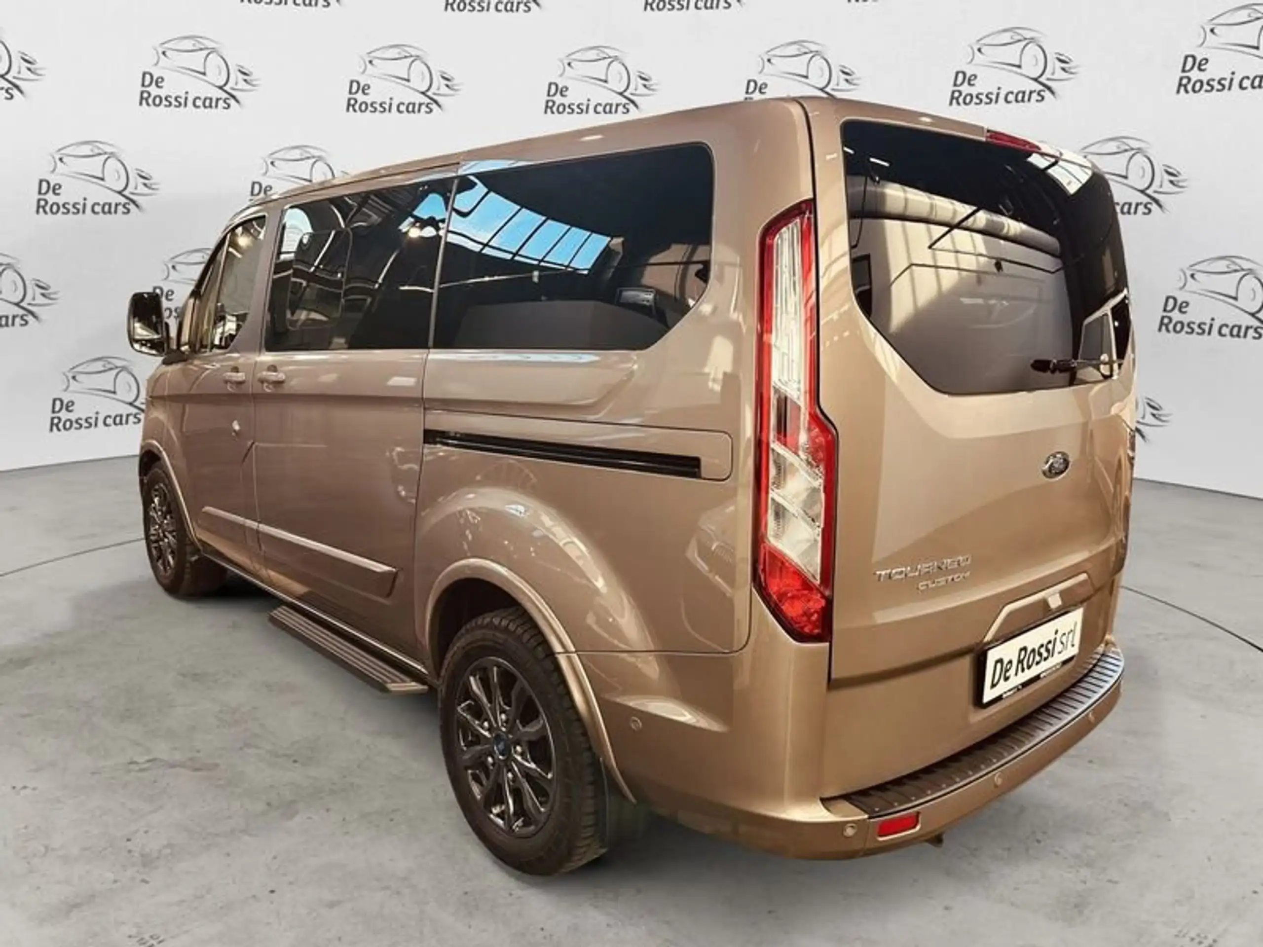 Ford - Tourneo Custom