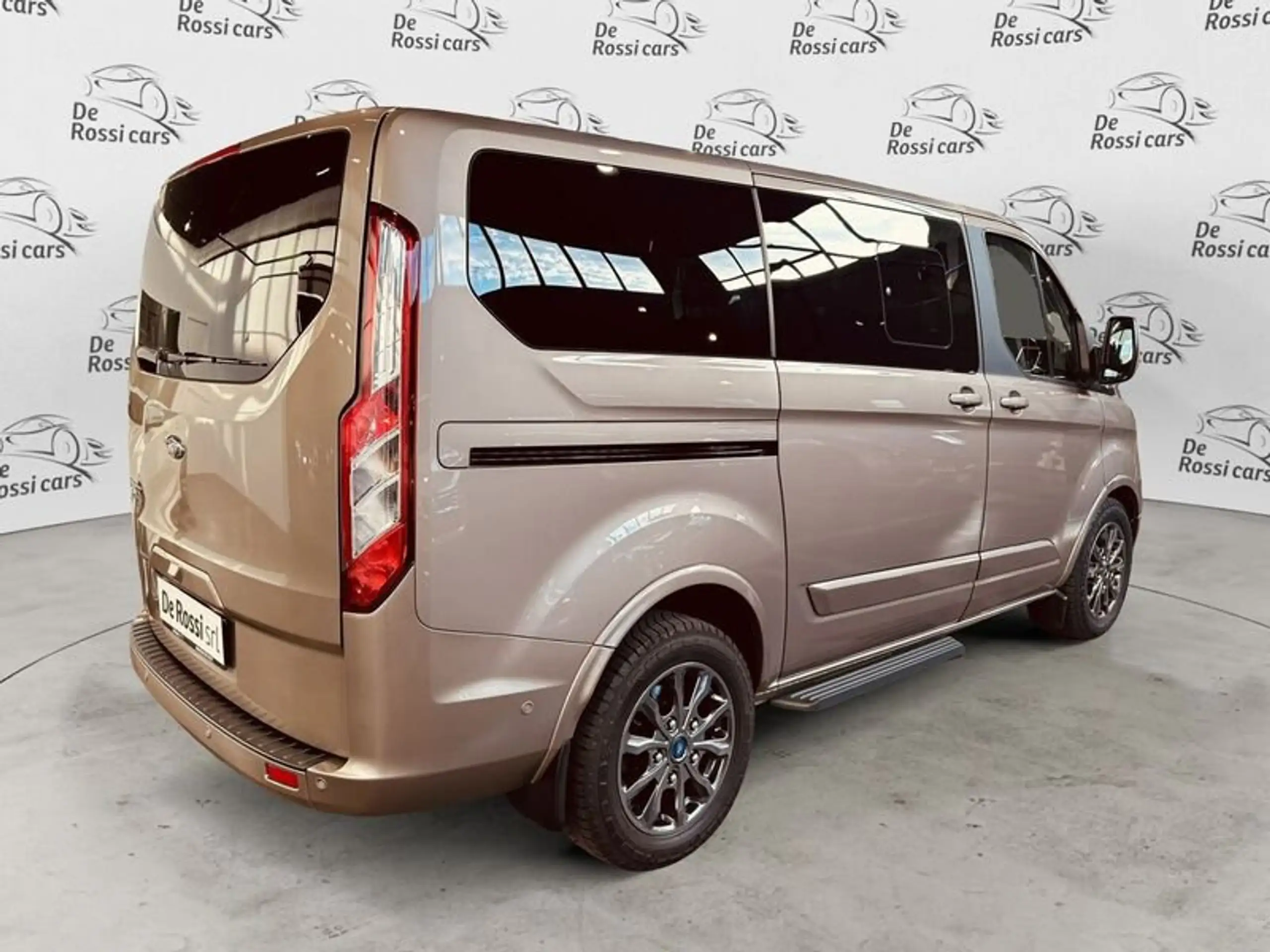 Ford - Tourneo Custom