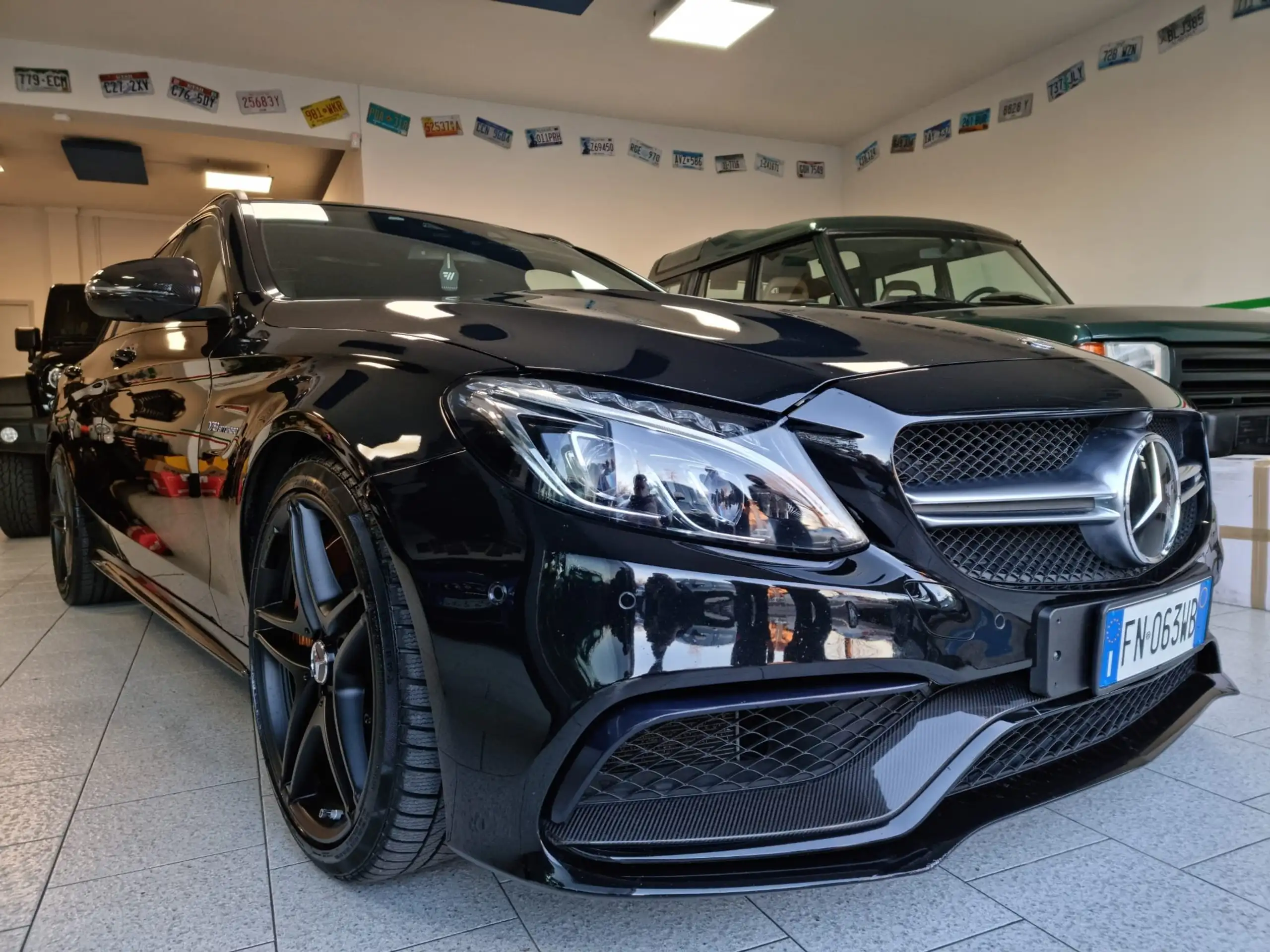 Mercedes-Benz - C 63 AMG