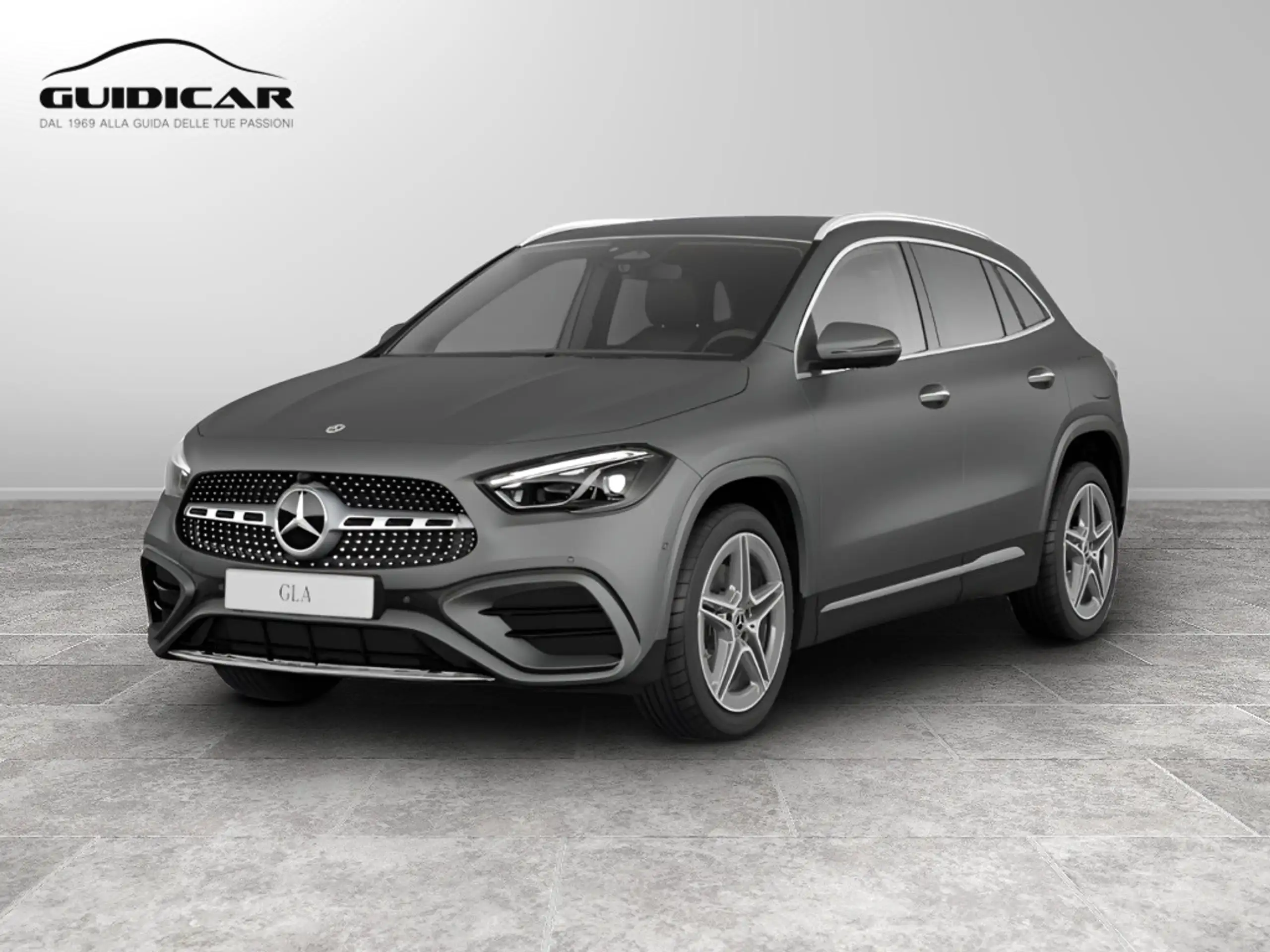 Mercedes-Benz GLA 180 2023