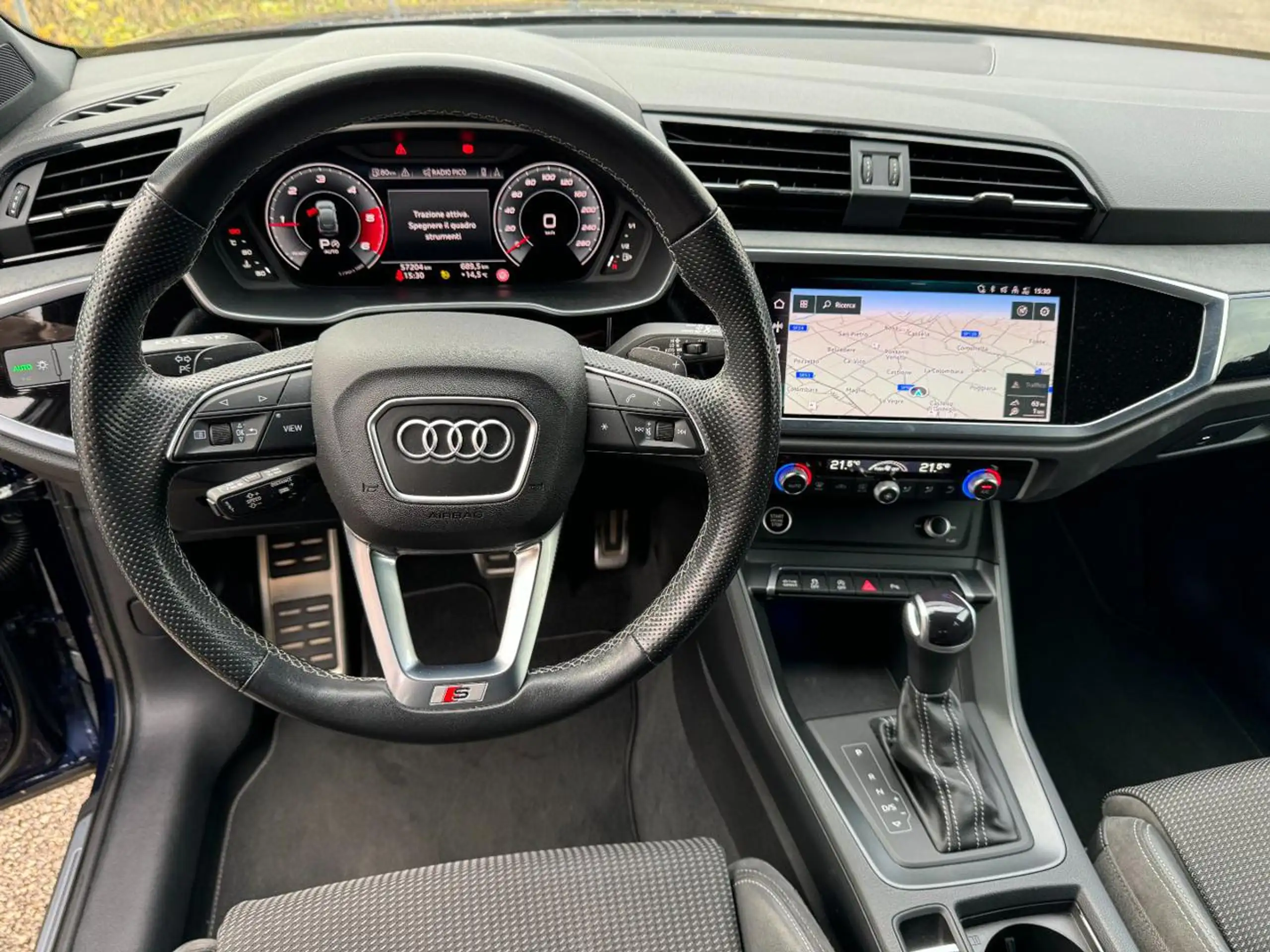 Audi - Q3