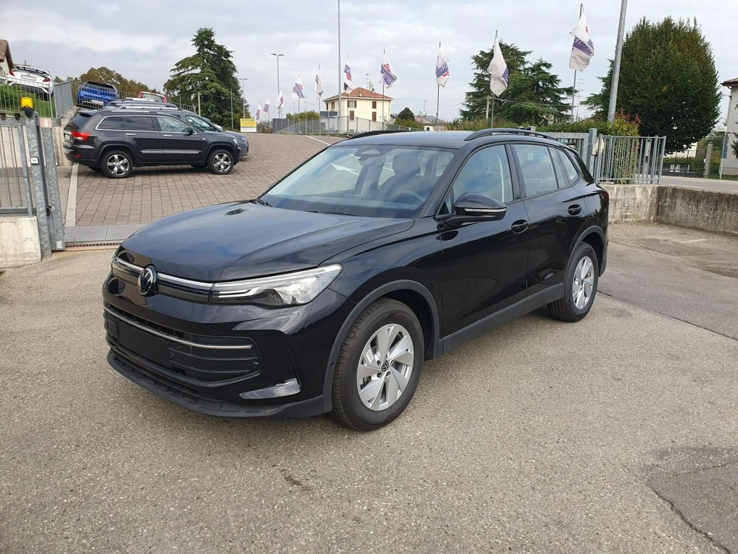 Volkswagen - Tiguan