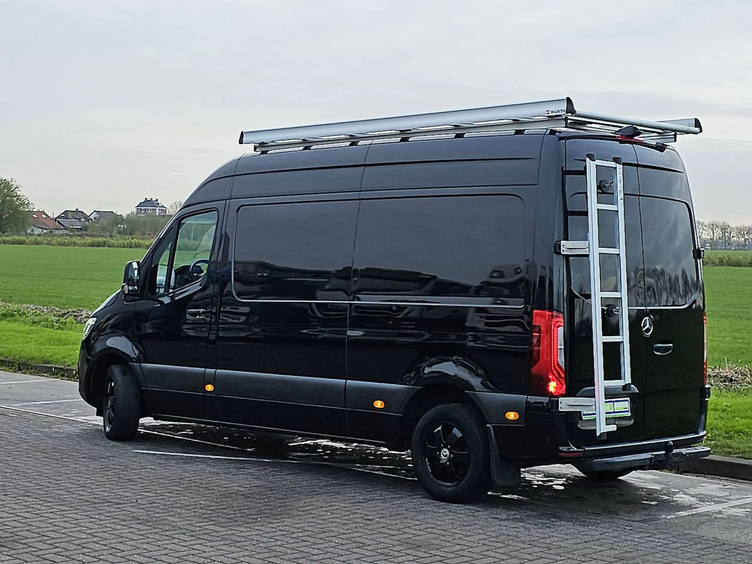 Mercedes-Benz - Sprinter