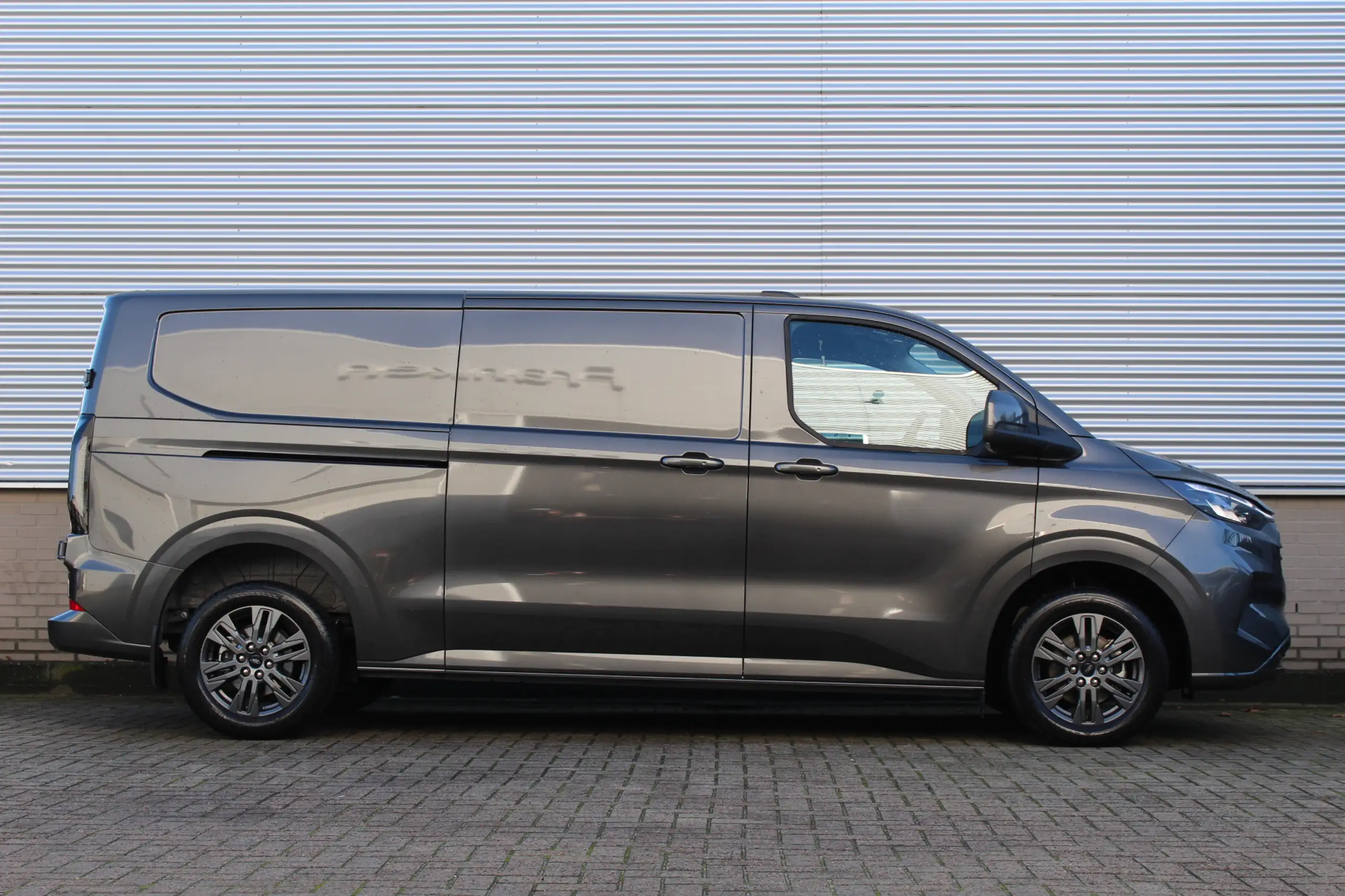 Ford - Transit Custom