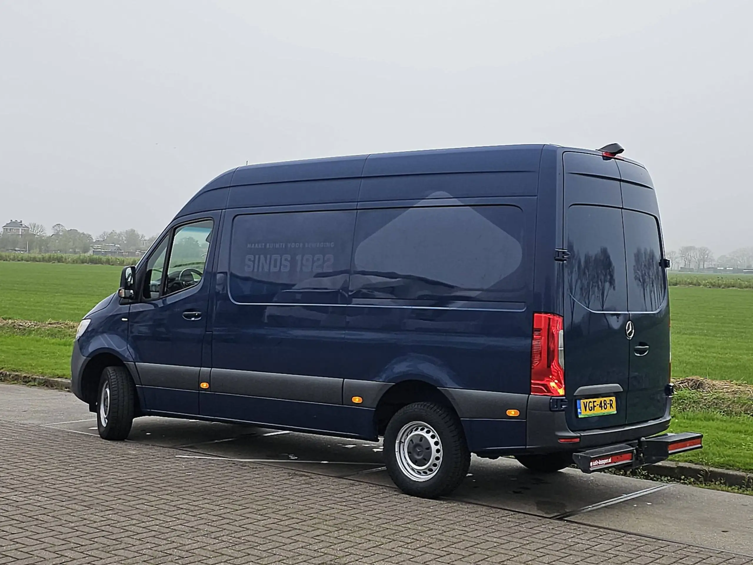 Mercedes-Benz - Sprinter