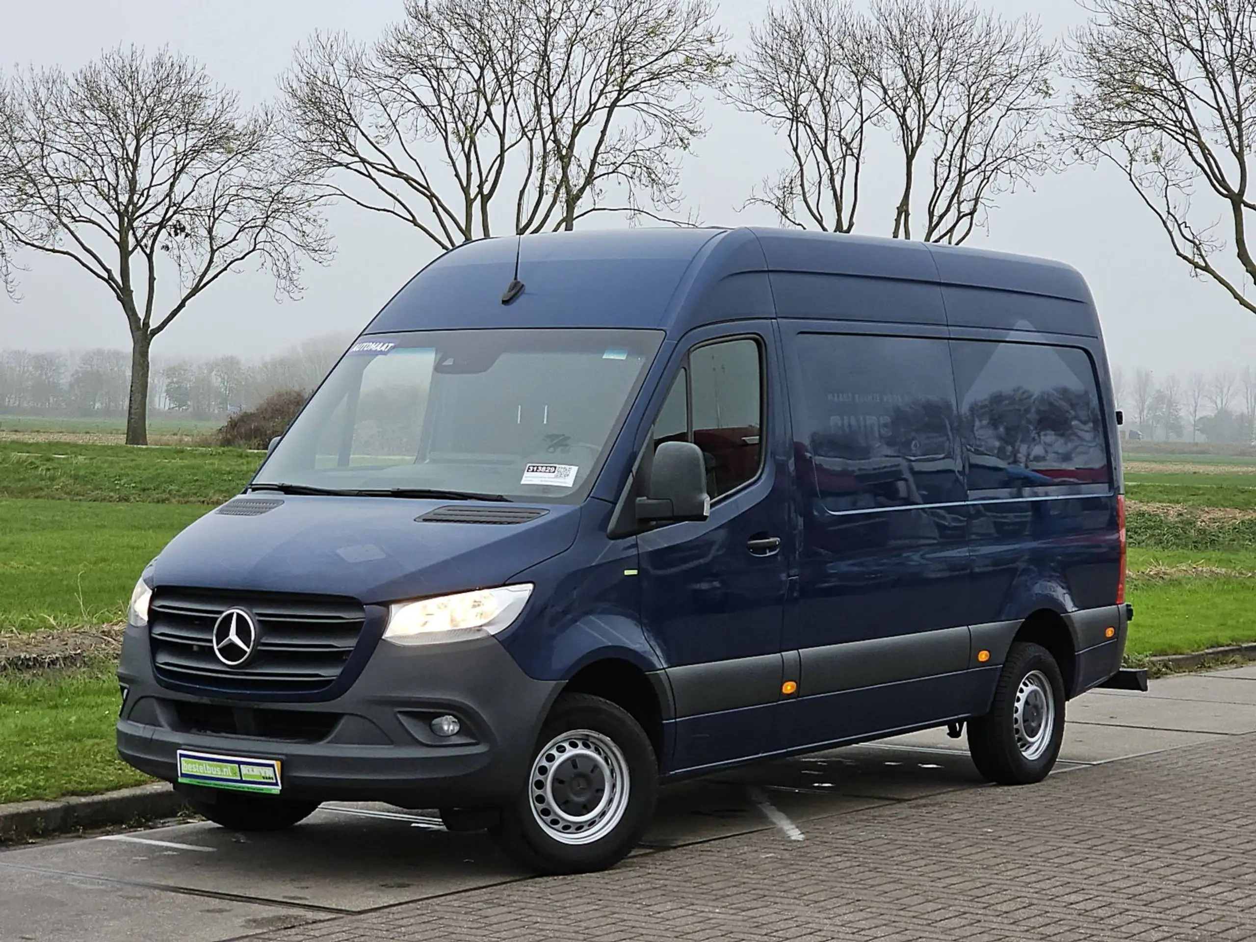 Mercedes-Benz - Sprinter