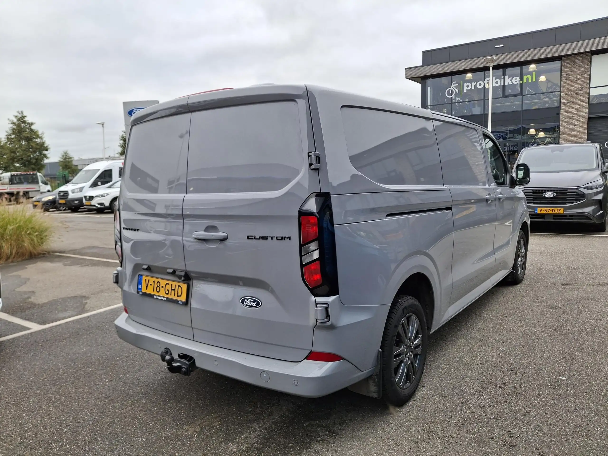 Ford - Transit Custom