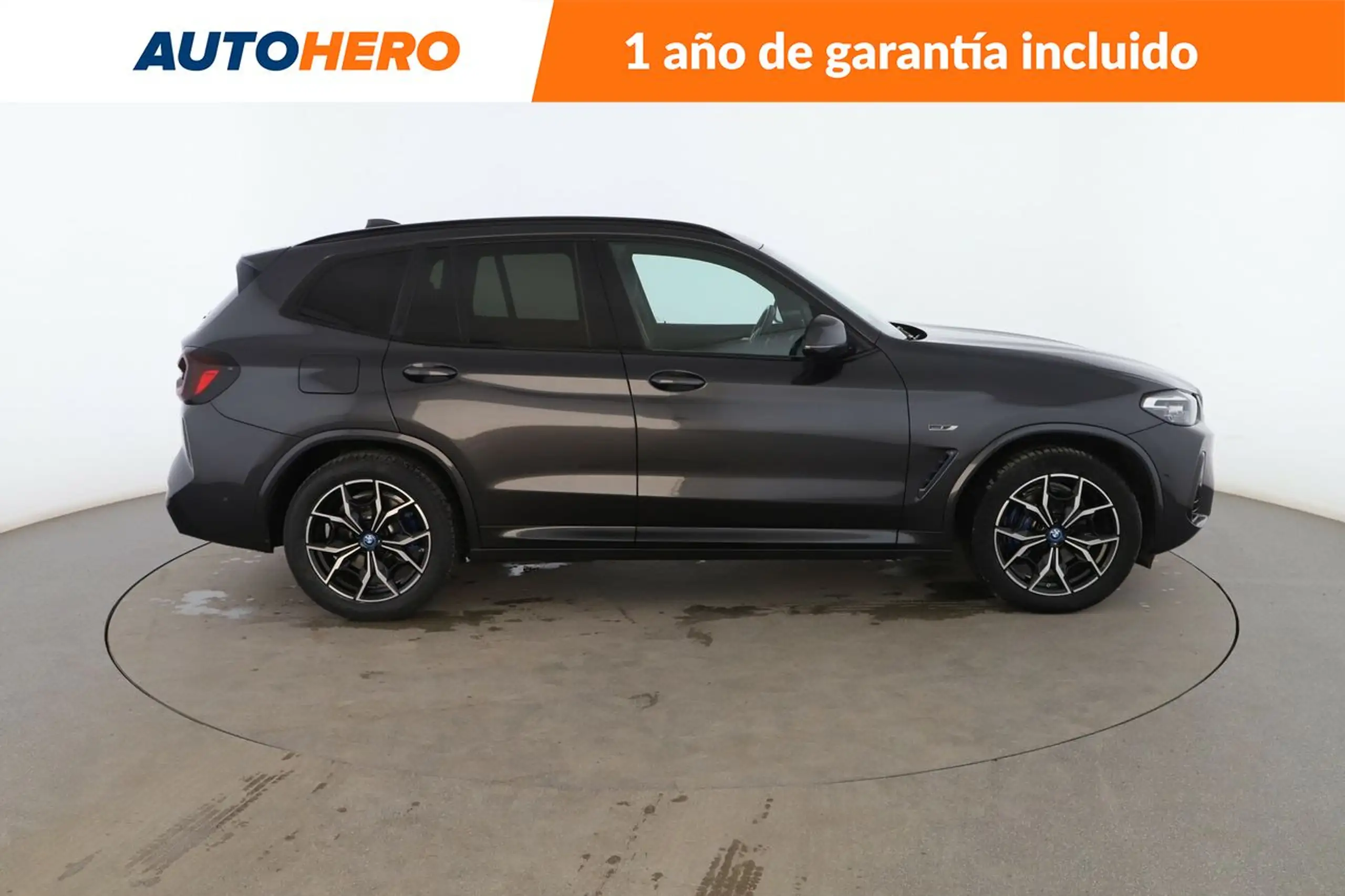 BMW - X3