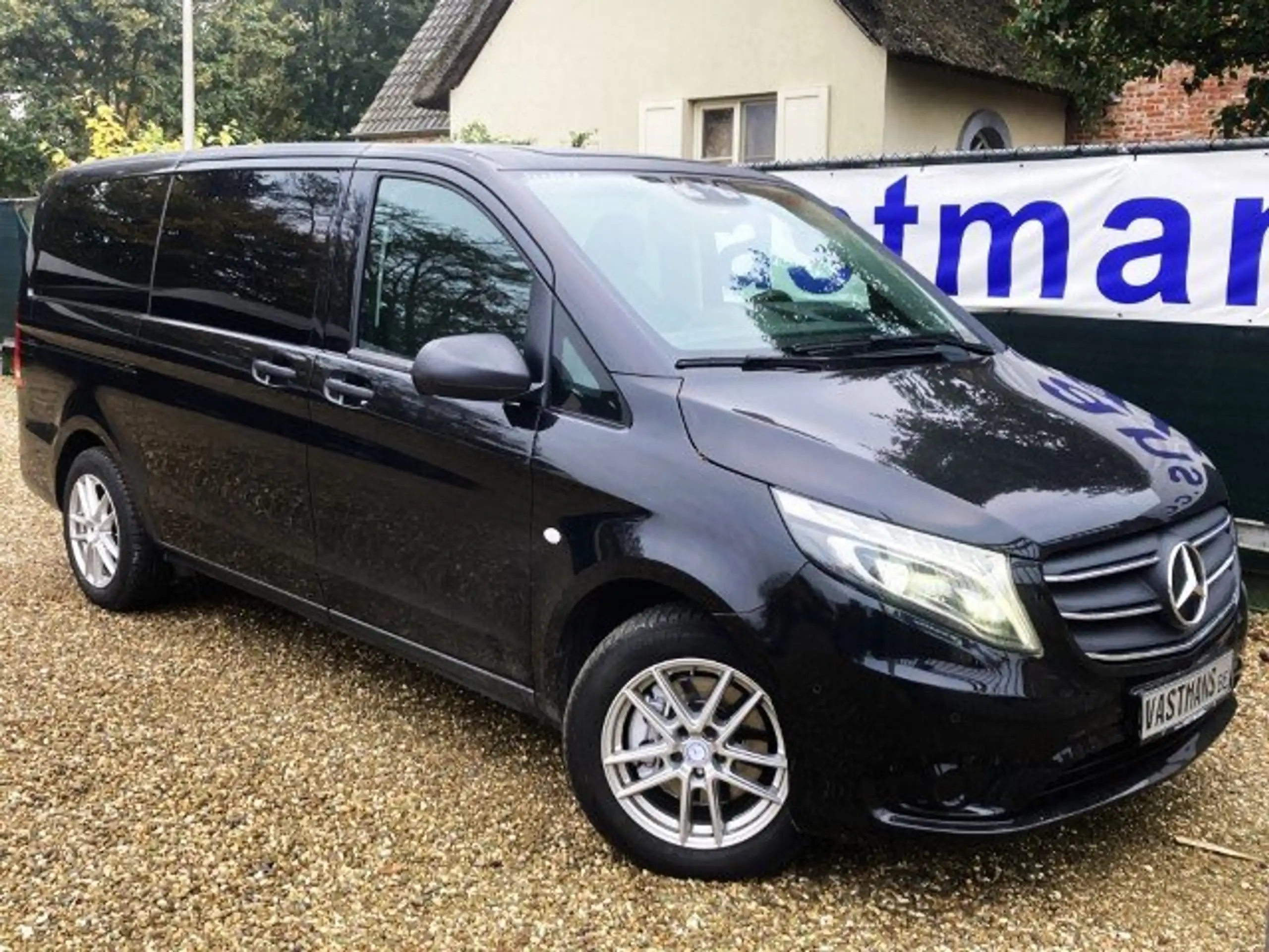 Mercedes-Benz - Vito