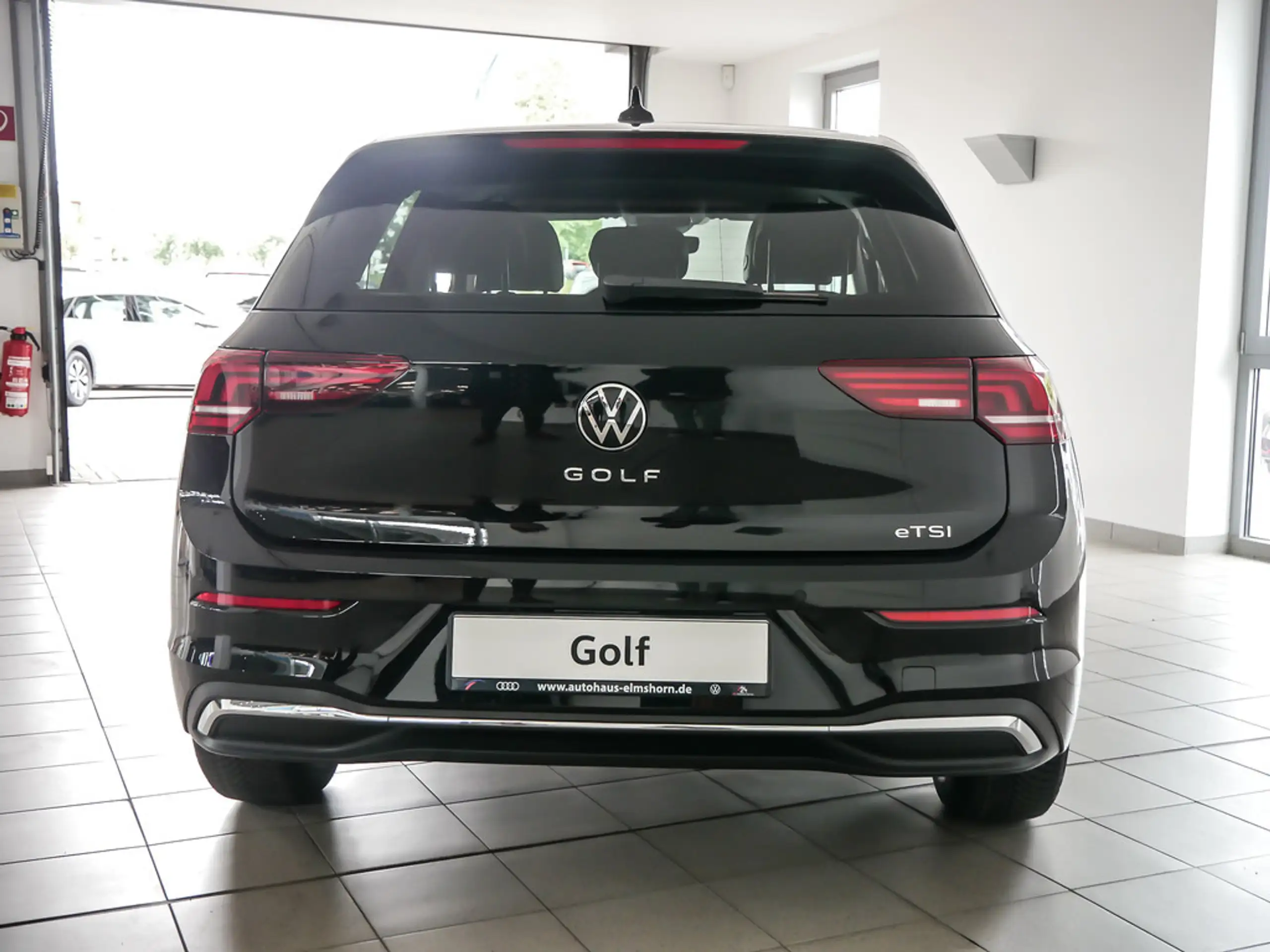 Volkswagen - Golf