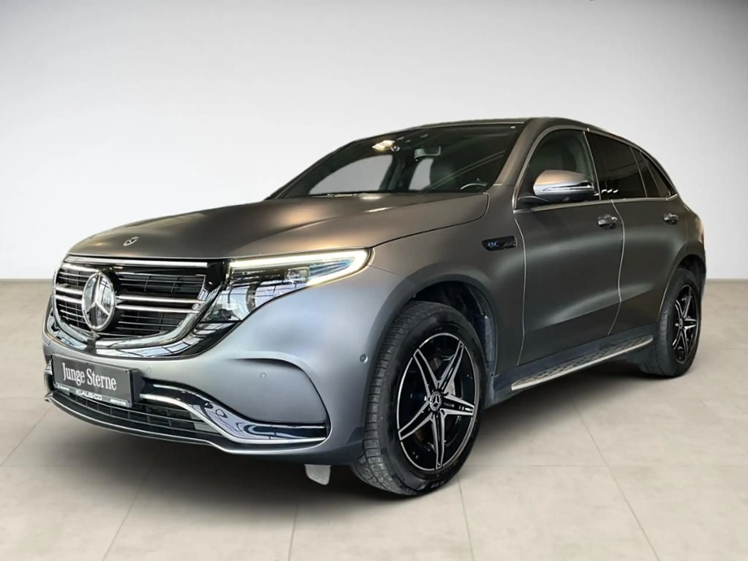 Mercedes-Benz - EQC 400