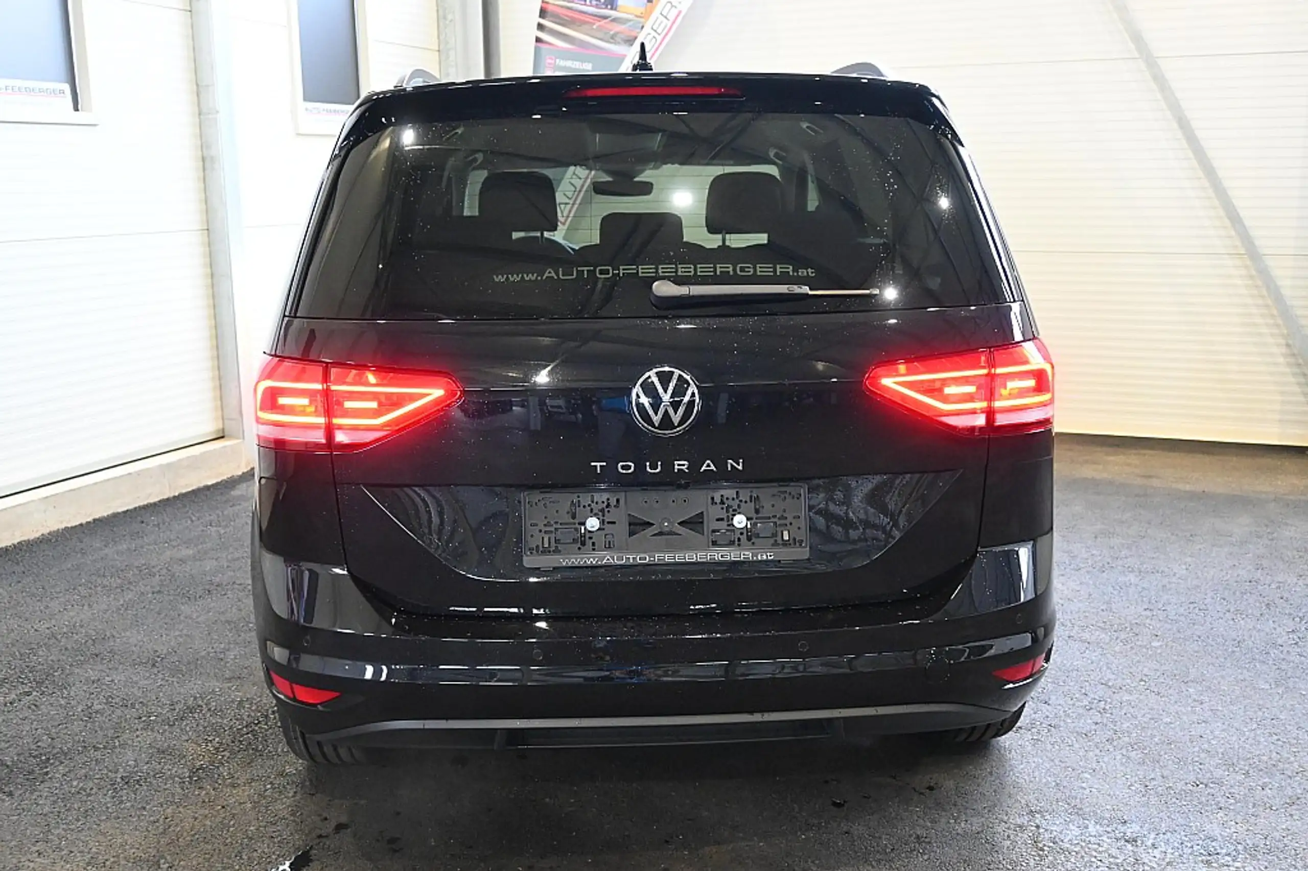 Volkswagen - Touran