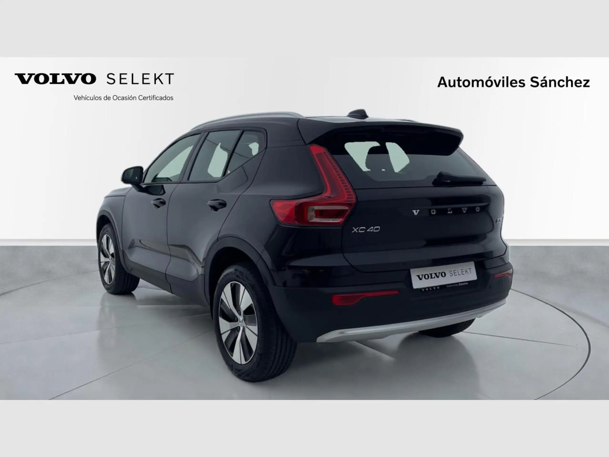 Volvo - XC40