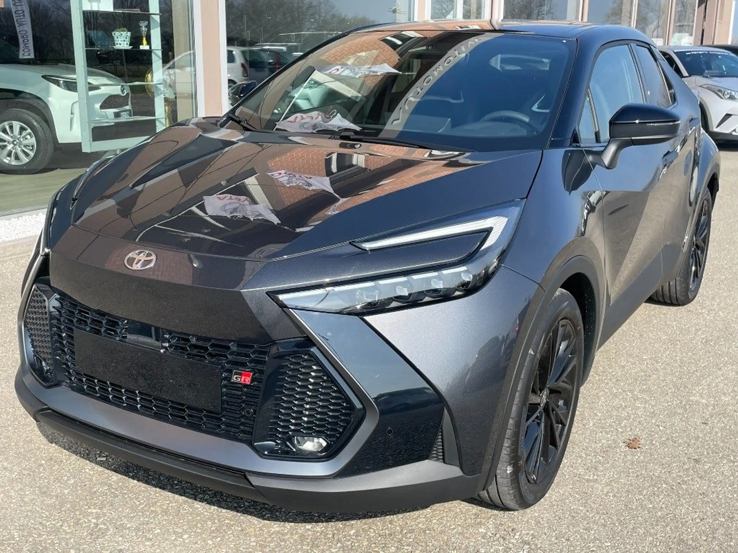 Toyota - C-HR