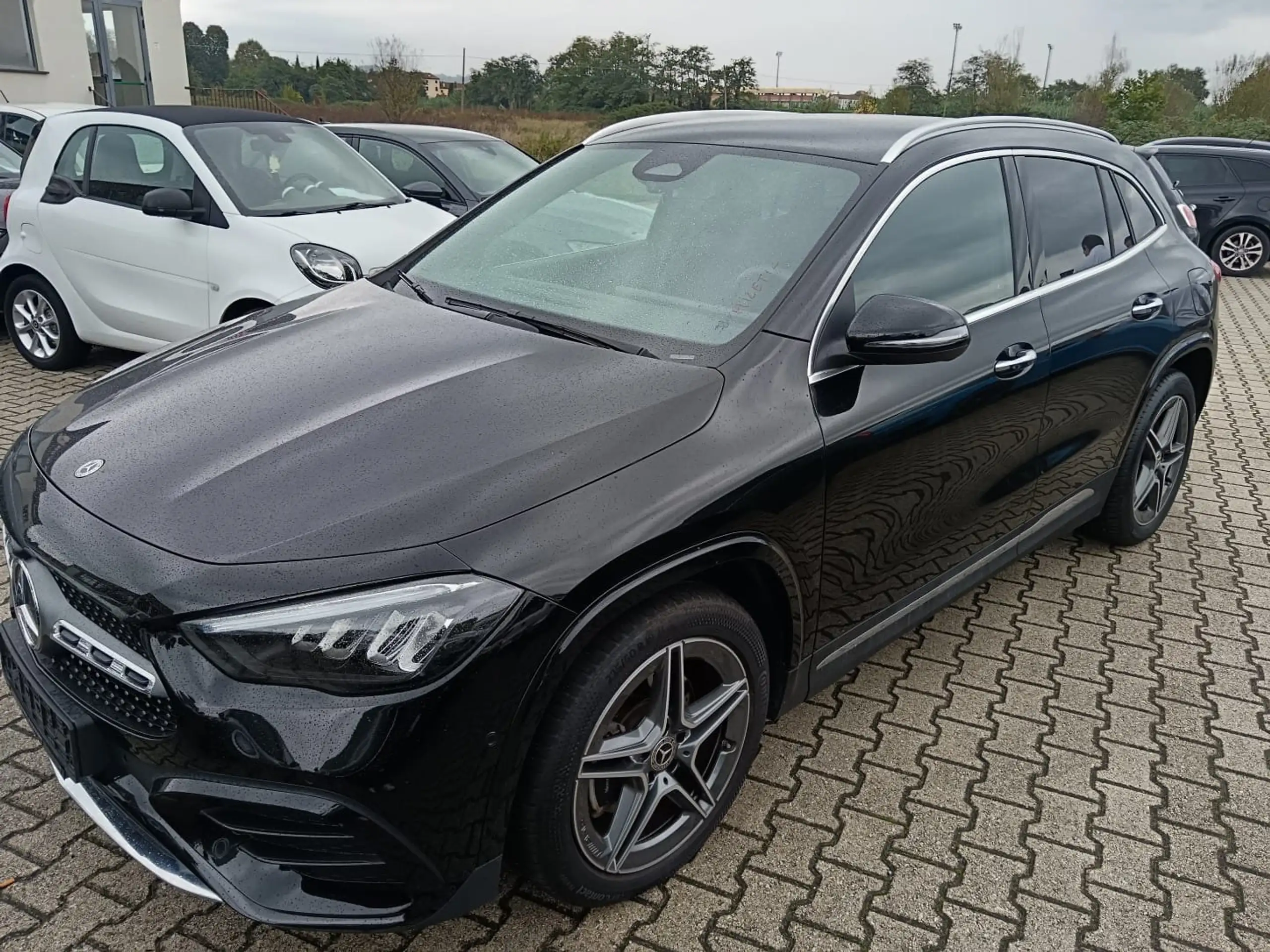 Mercedes-Benz - GLA 200