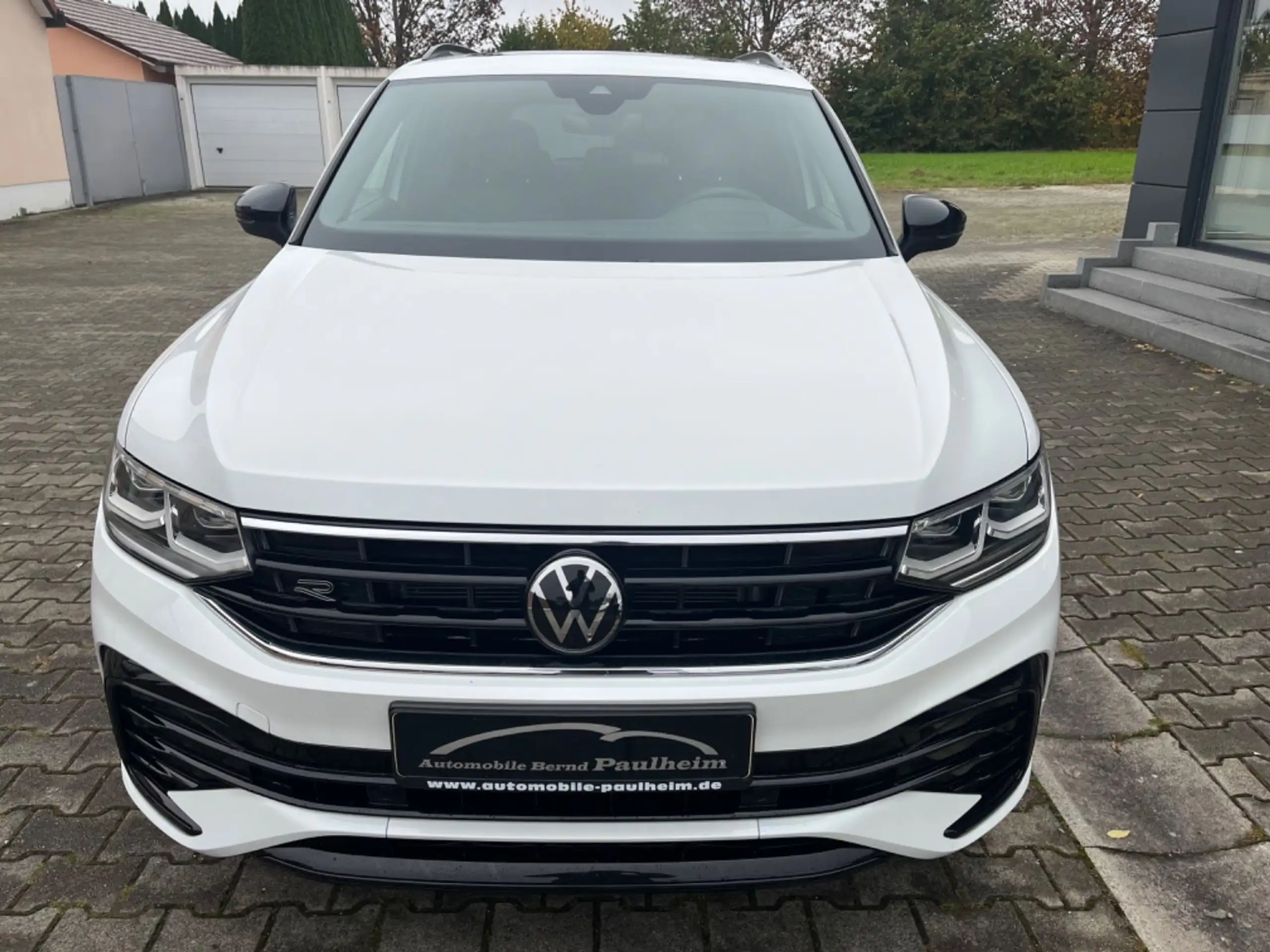 Volkswagen - Tiguan