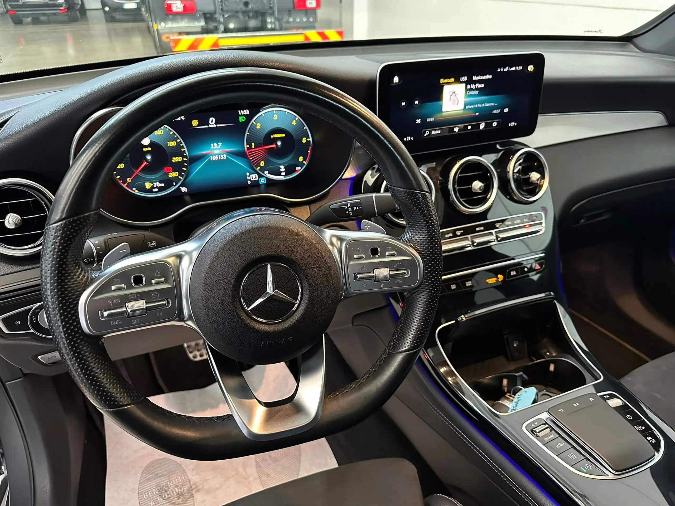 Mercedes-Benz - GLC 220