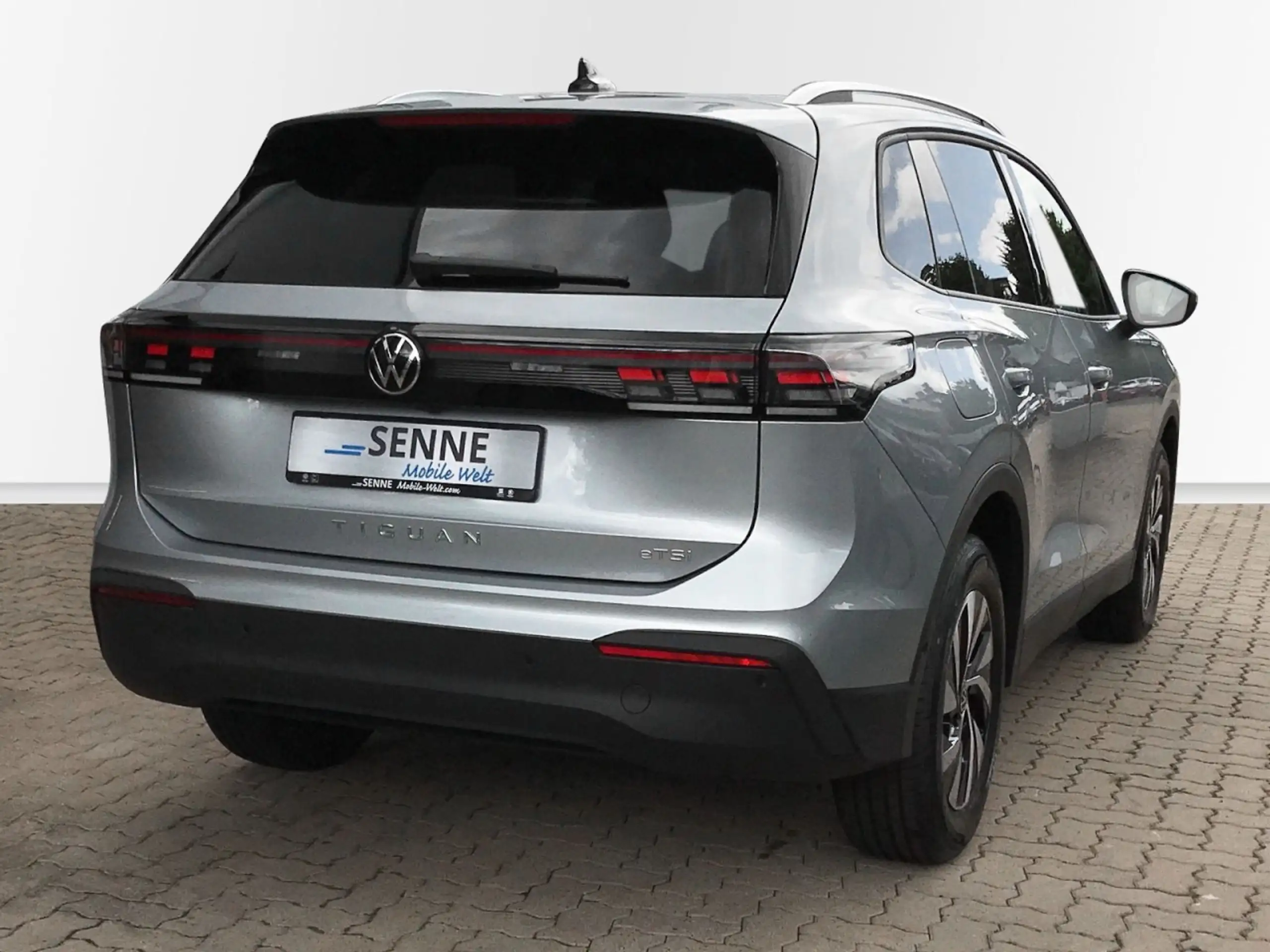 Volkswagen - Tiguan