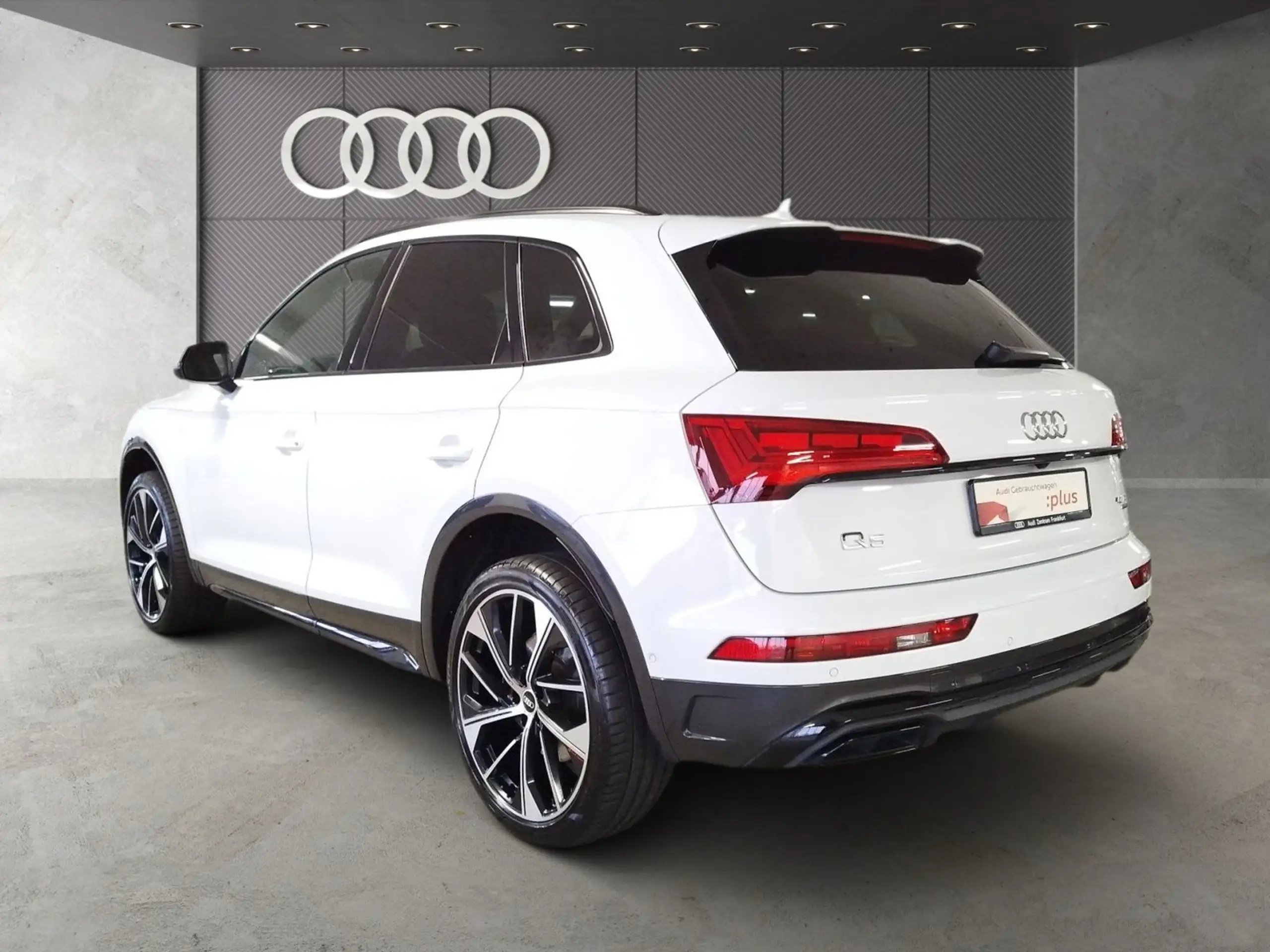 Audi - Q5