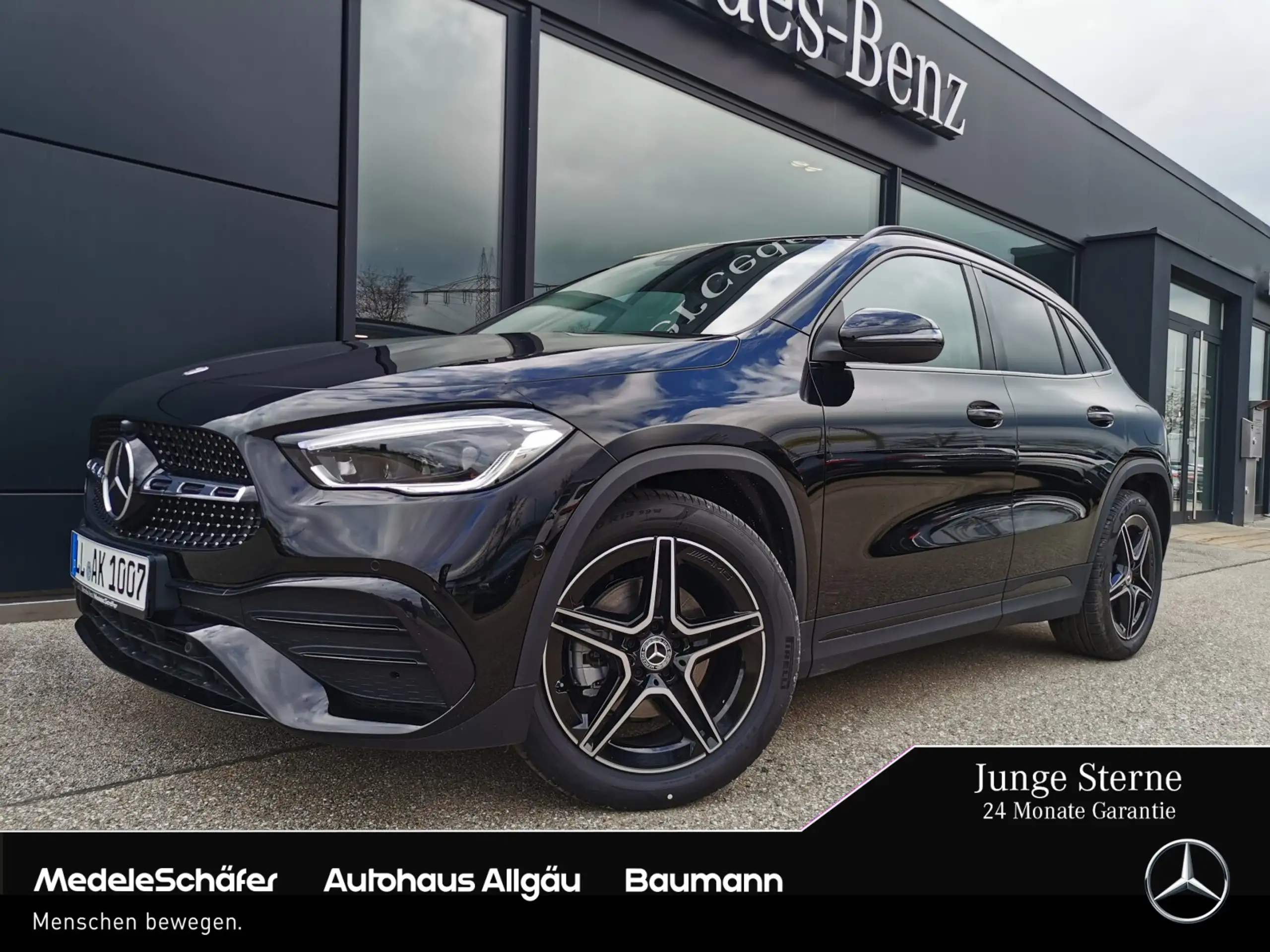 Mercedes-Benz GLA 200 2023