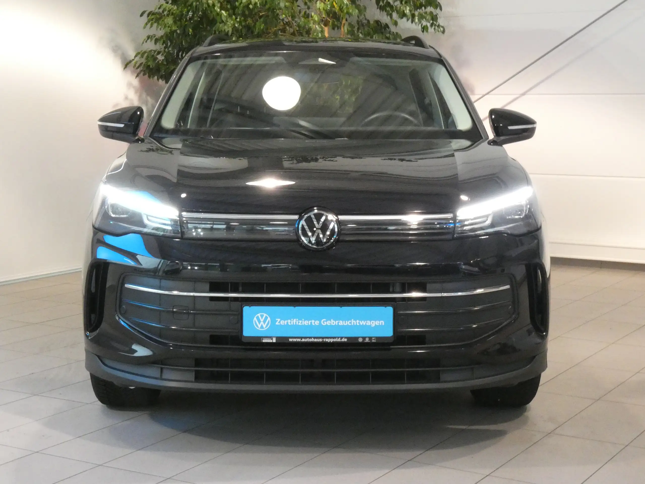 Volkswagen - Tiguan