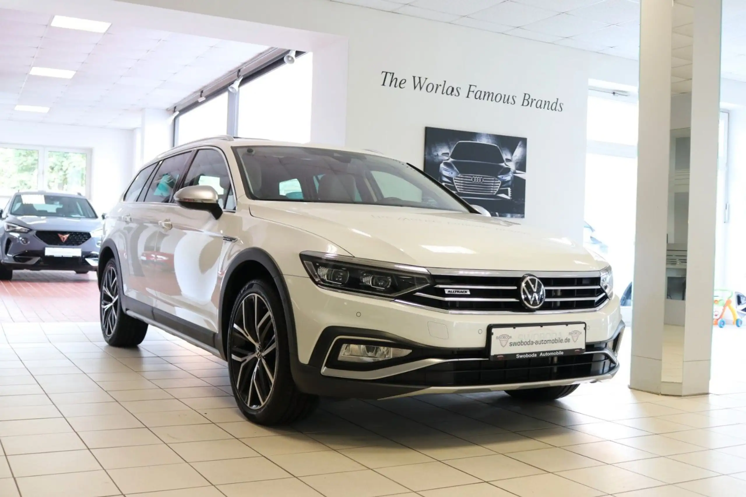 Volkswagen - Passat Alltrack