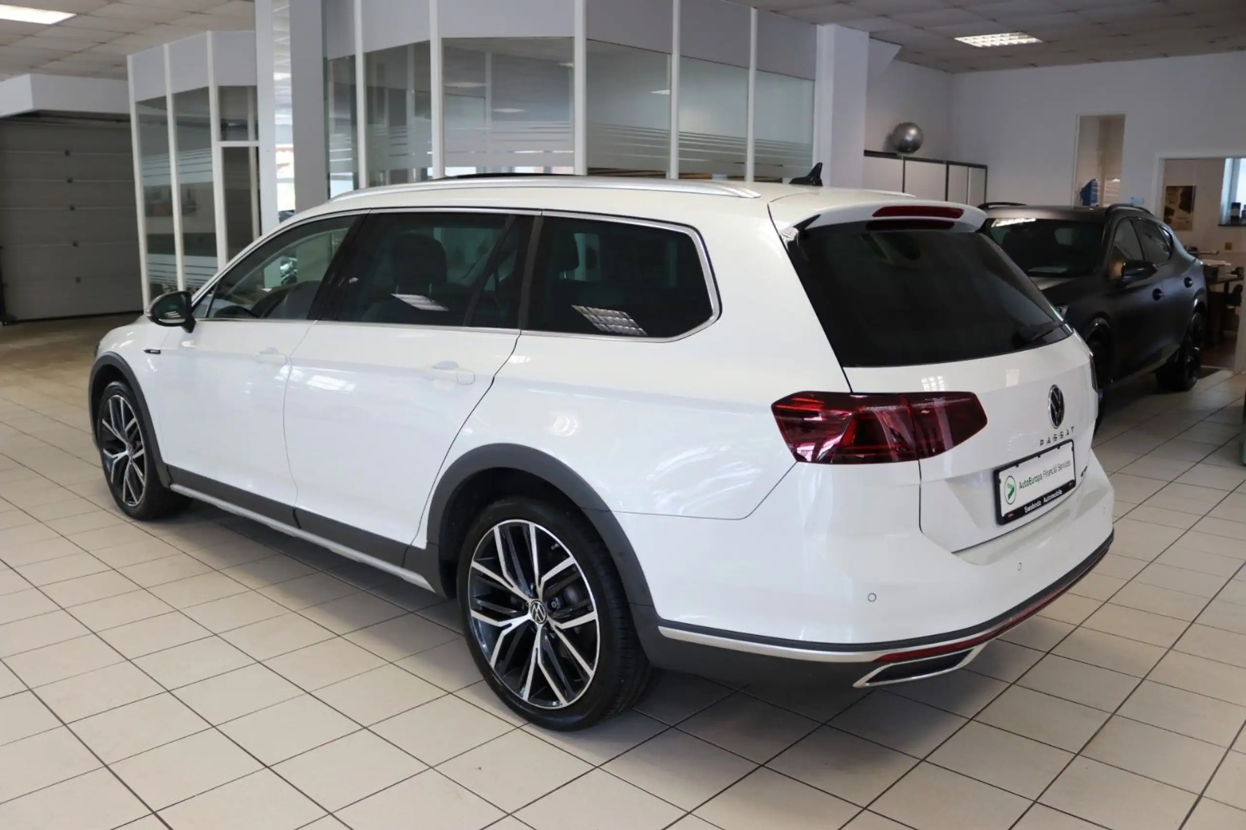 Volkswagen - Passat Alltrack