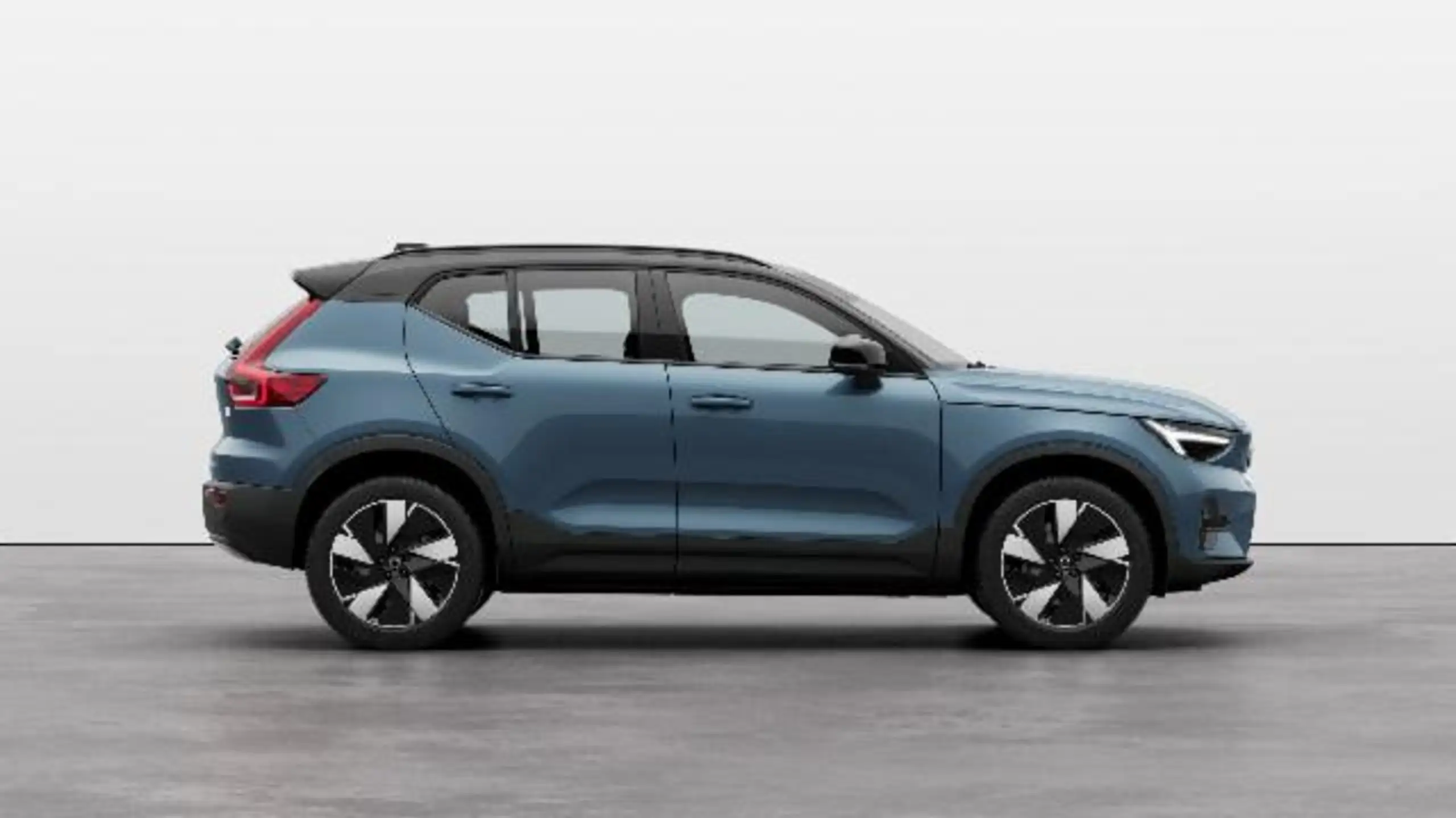 Volvo - XC40