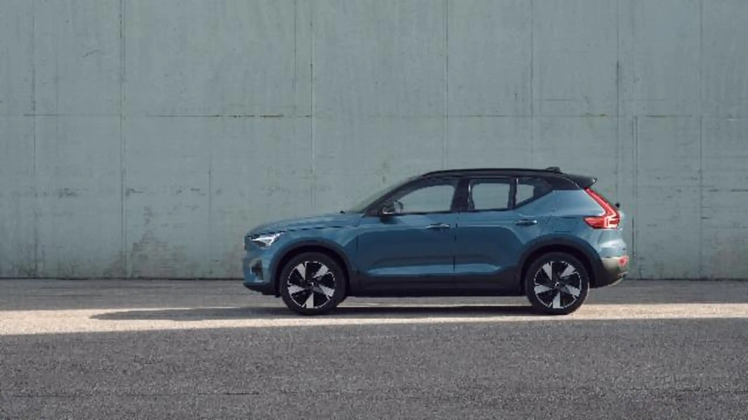 Volvo - XC40