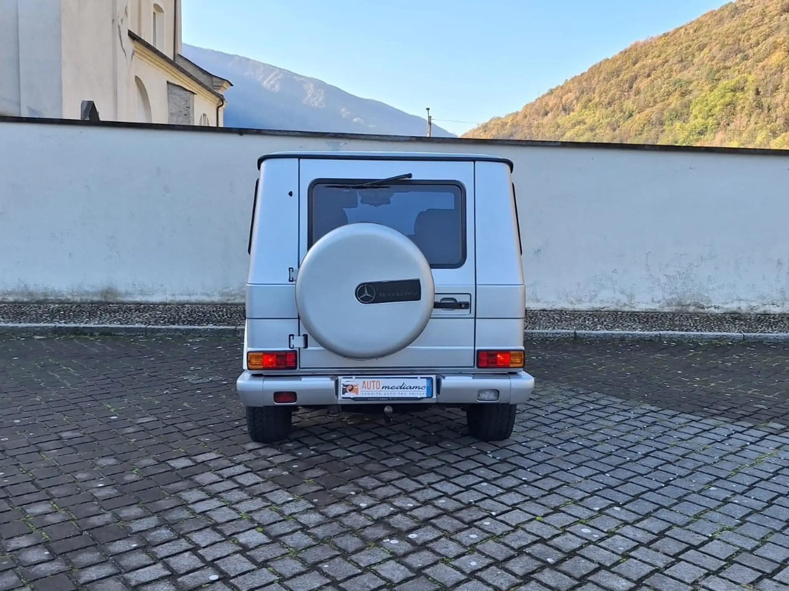 Mercedes-Benz - G 300