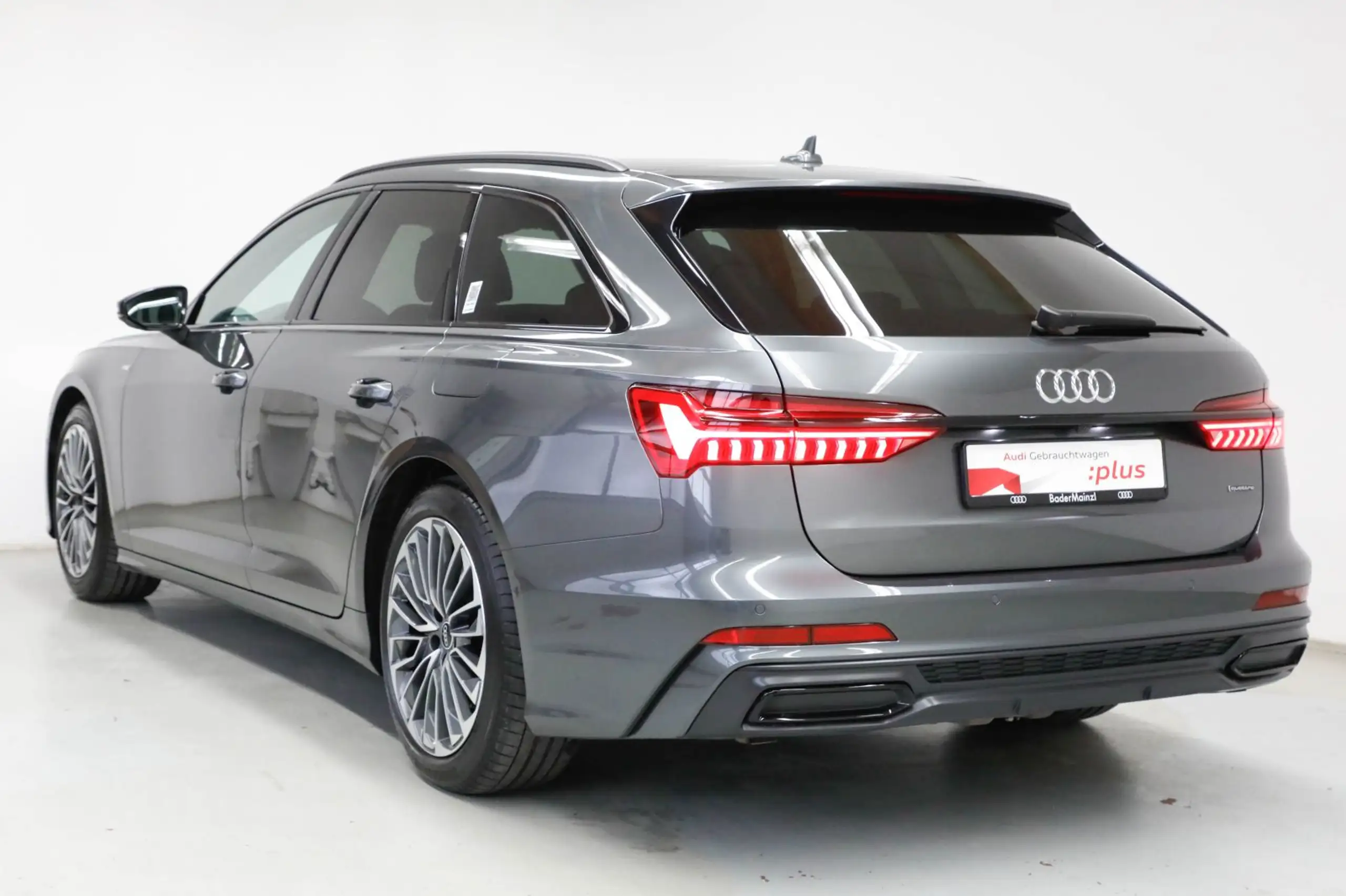 Audi - A6