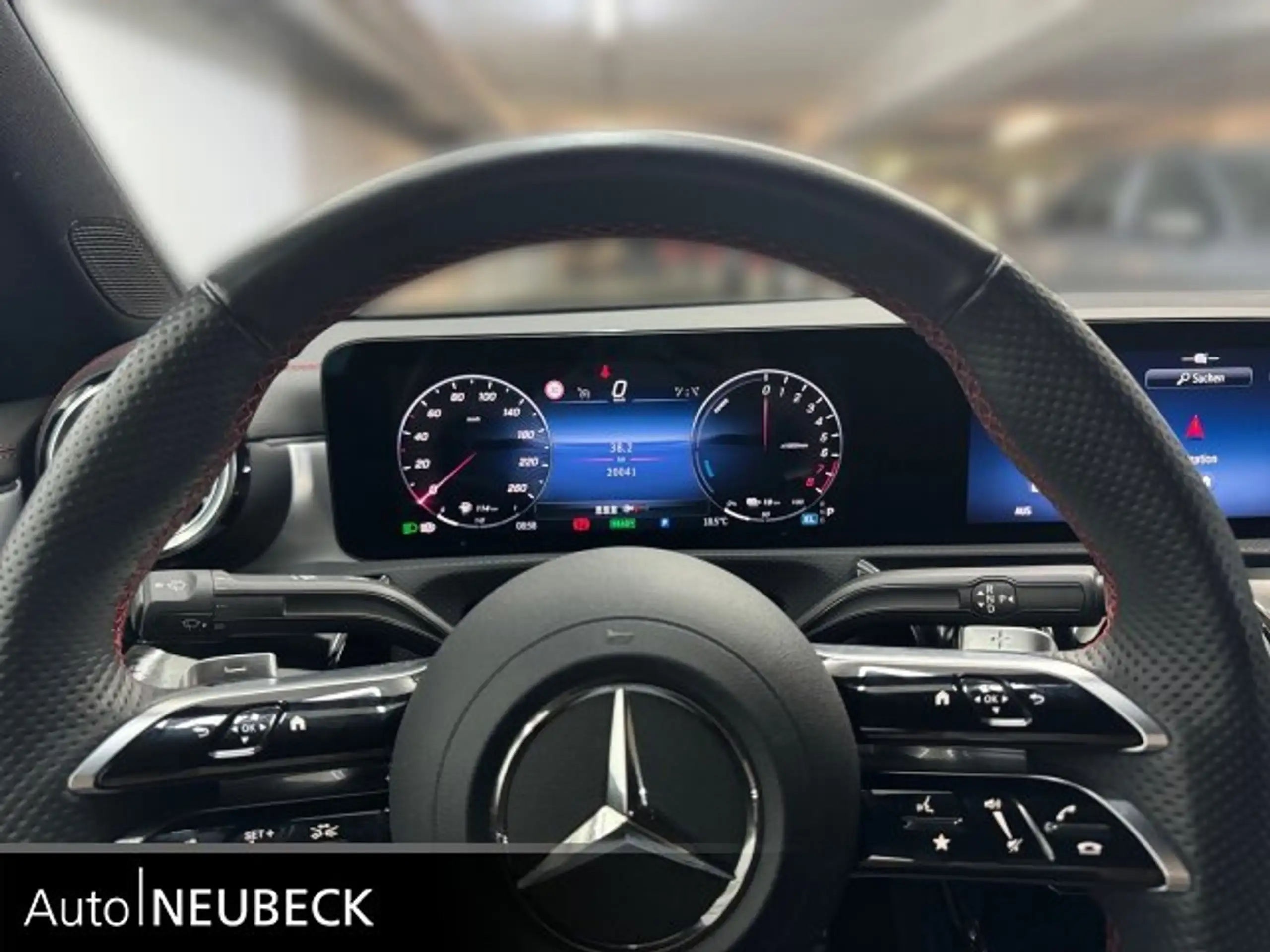 Mercedes-Benz - CLA 250